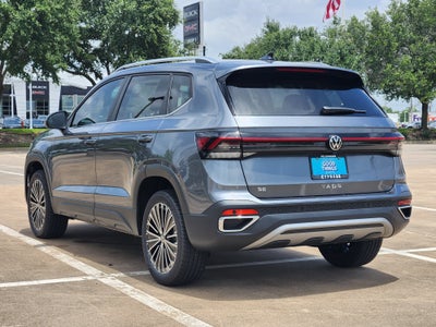 2026 Volkswagen Taos SE