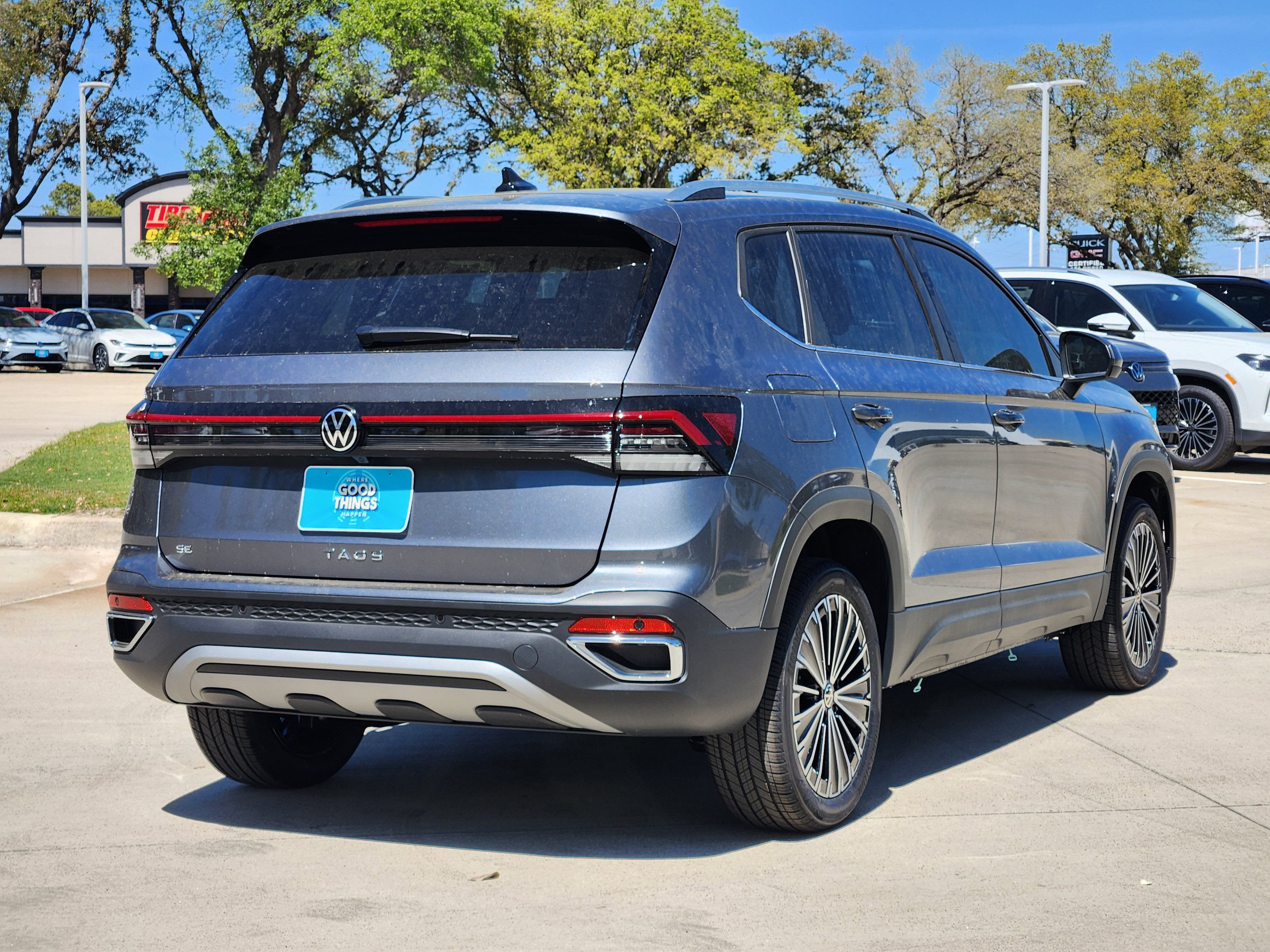 2026 Volkswagen Taos SE