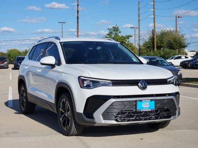 2026 Volkswagen Taos SE