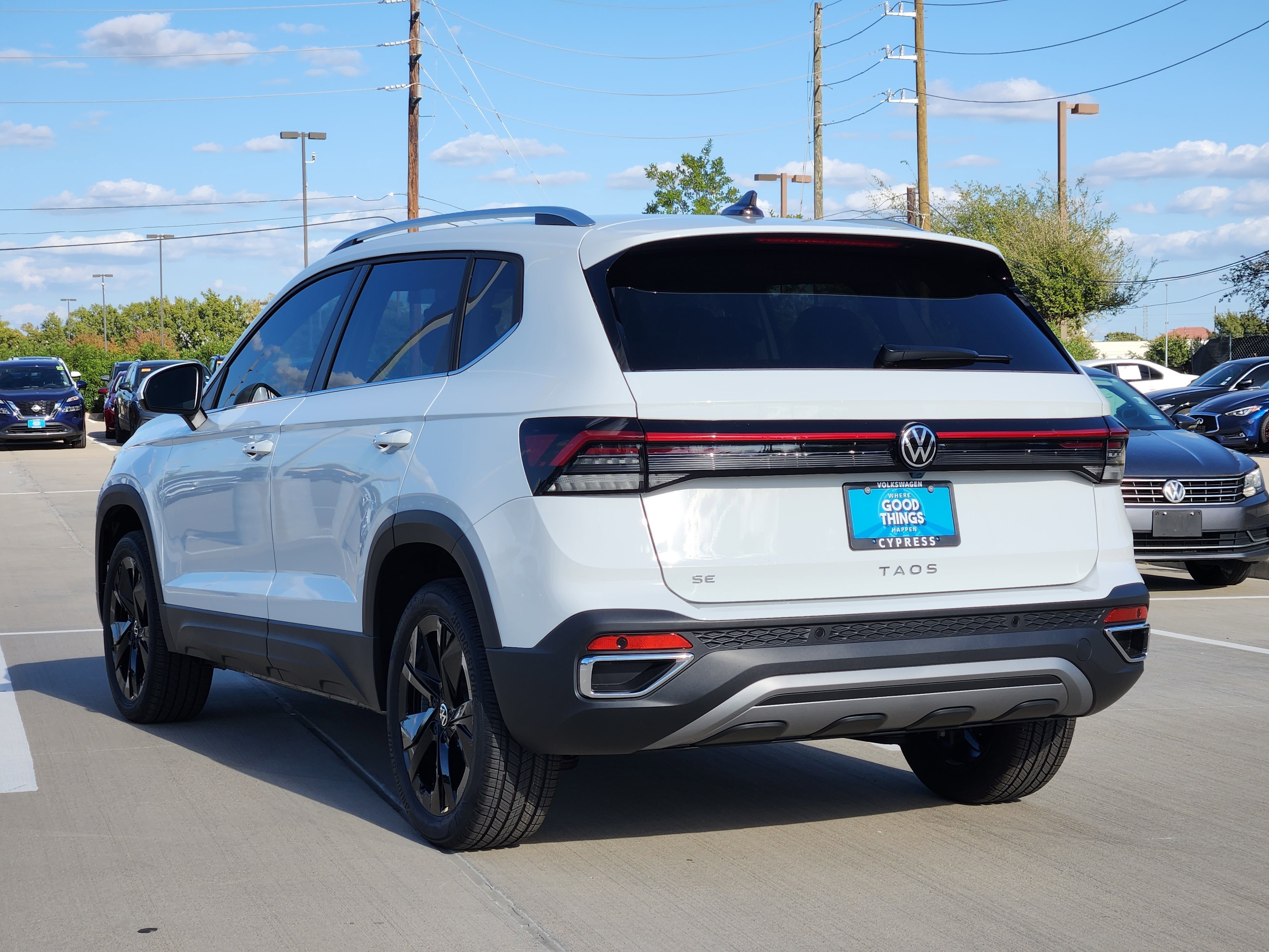 2026 Volkswagen Taos SE