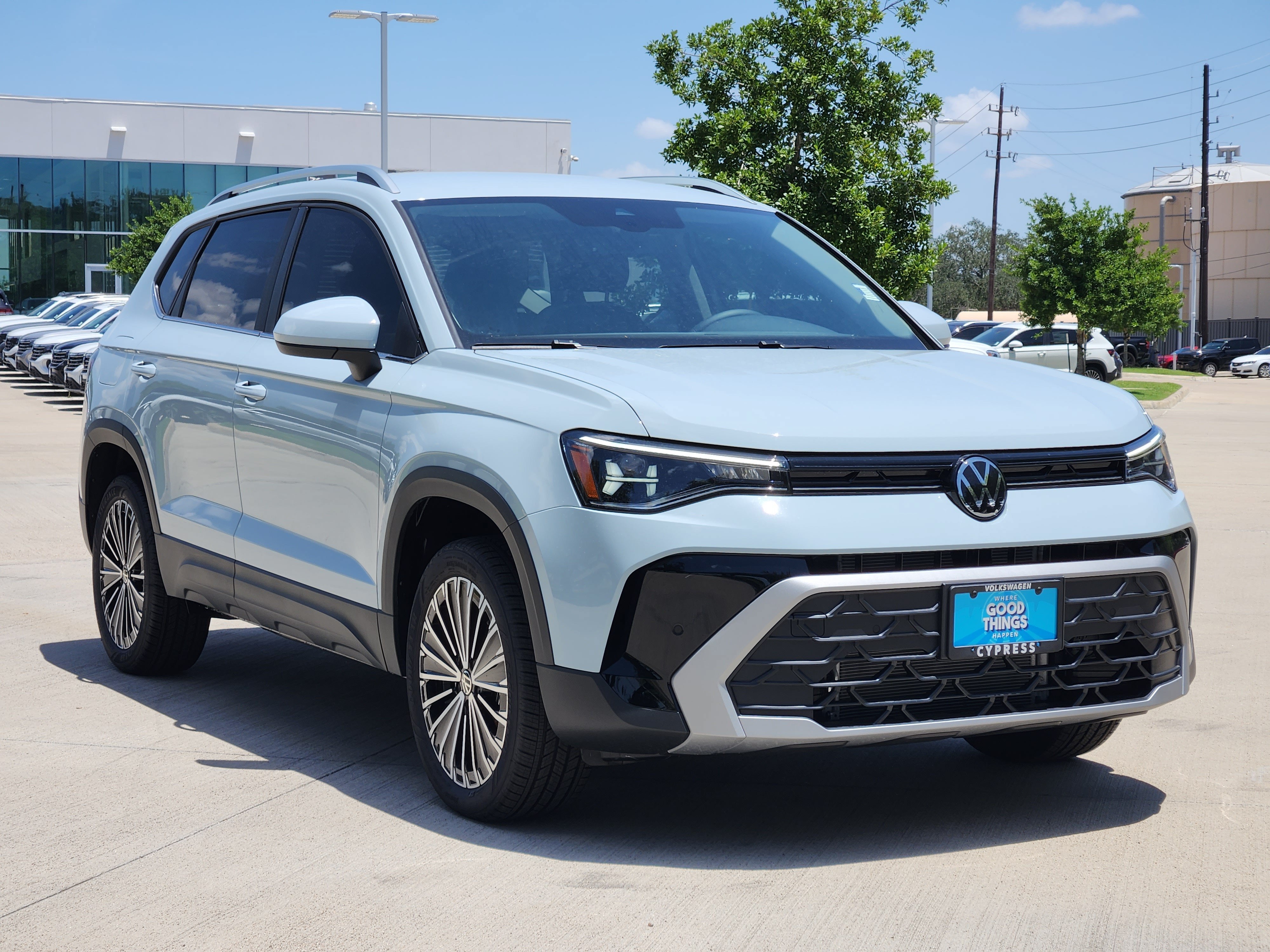 2026 Volkswagen Taos SE