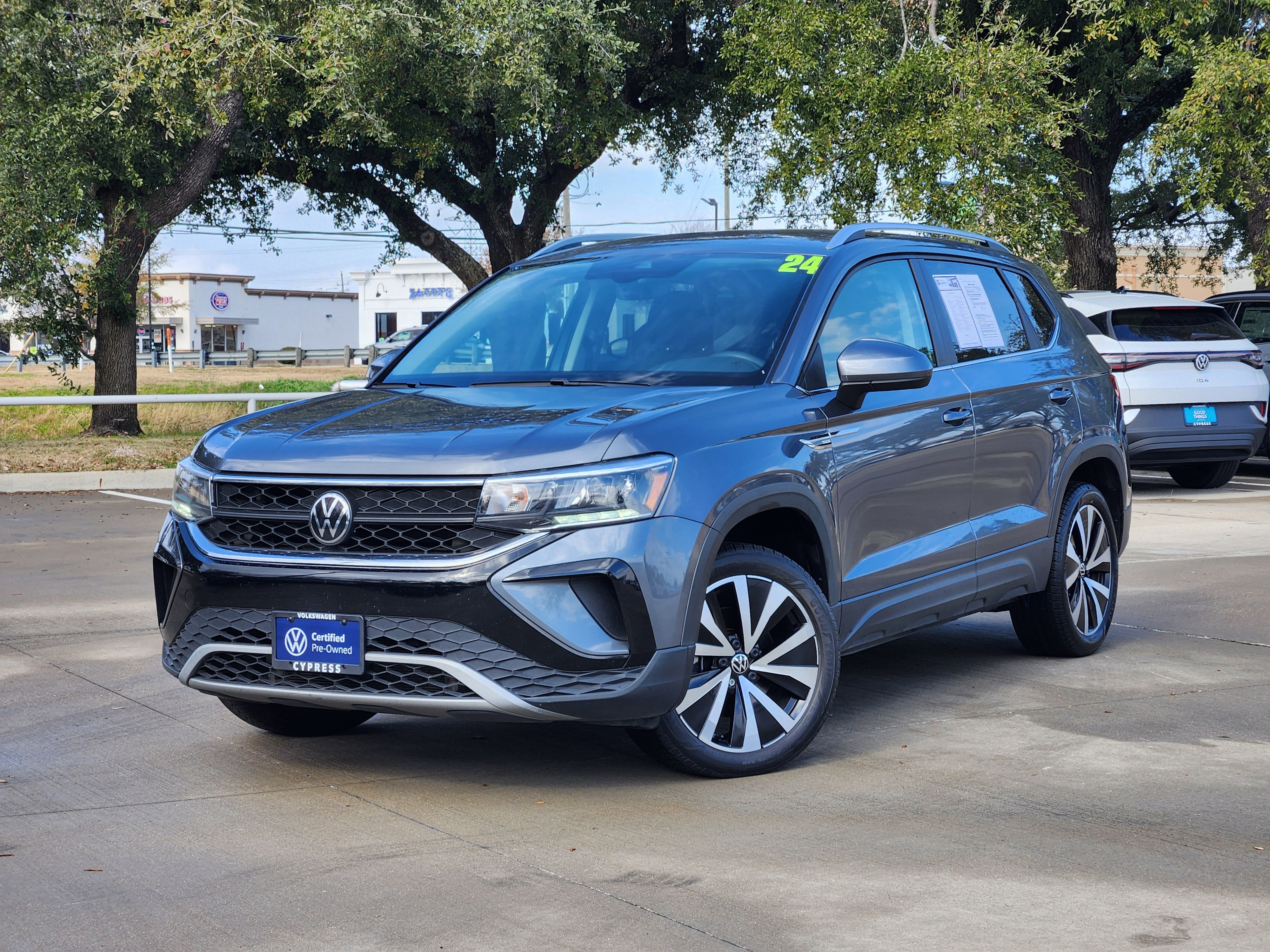 2024 Volkswagen Taos SE