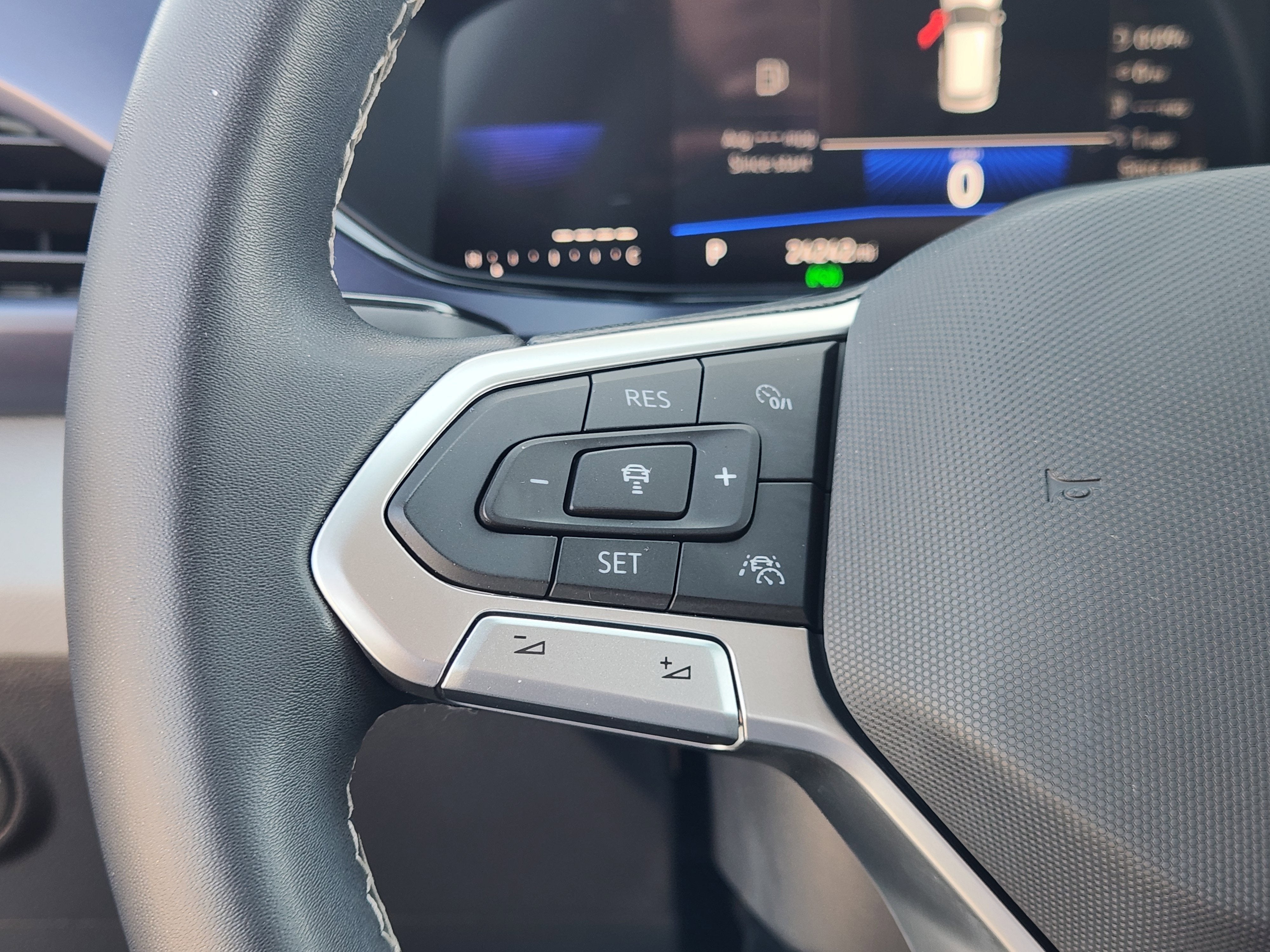 2023 Volkswagen Taos SE