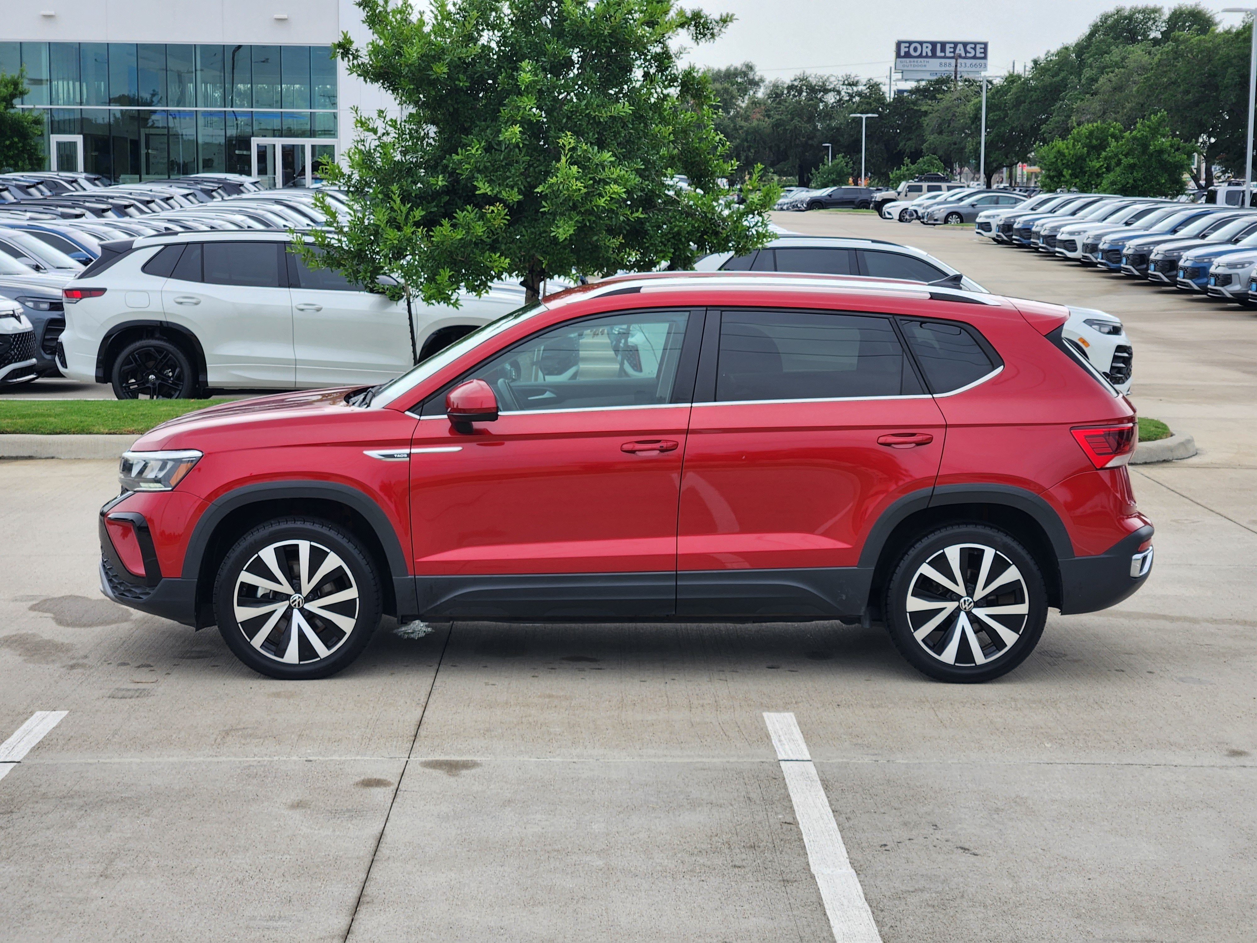 2023 Volkswagen Taos SE