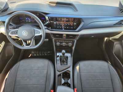 2024 Volkswagen Taos SE