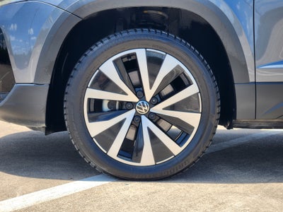 2022 Volkswagen Taos SE