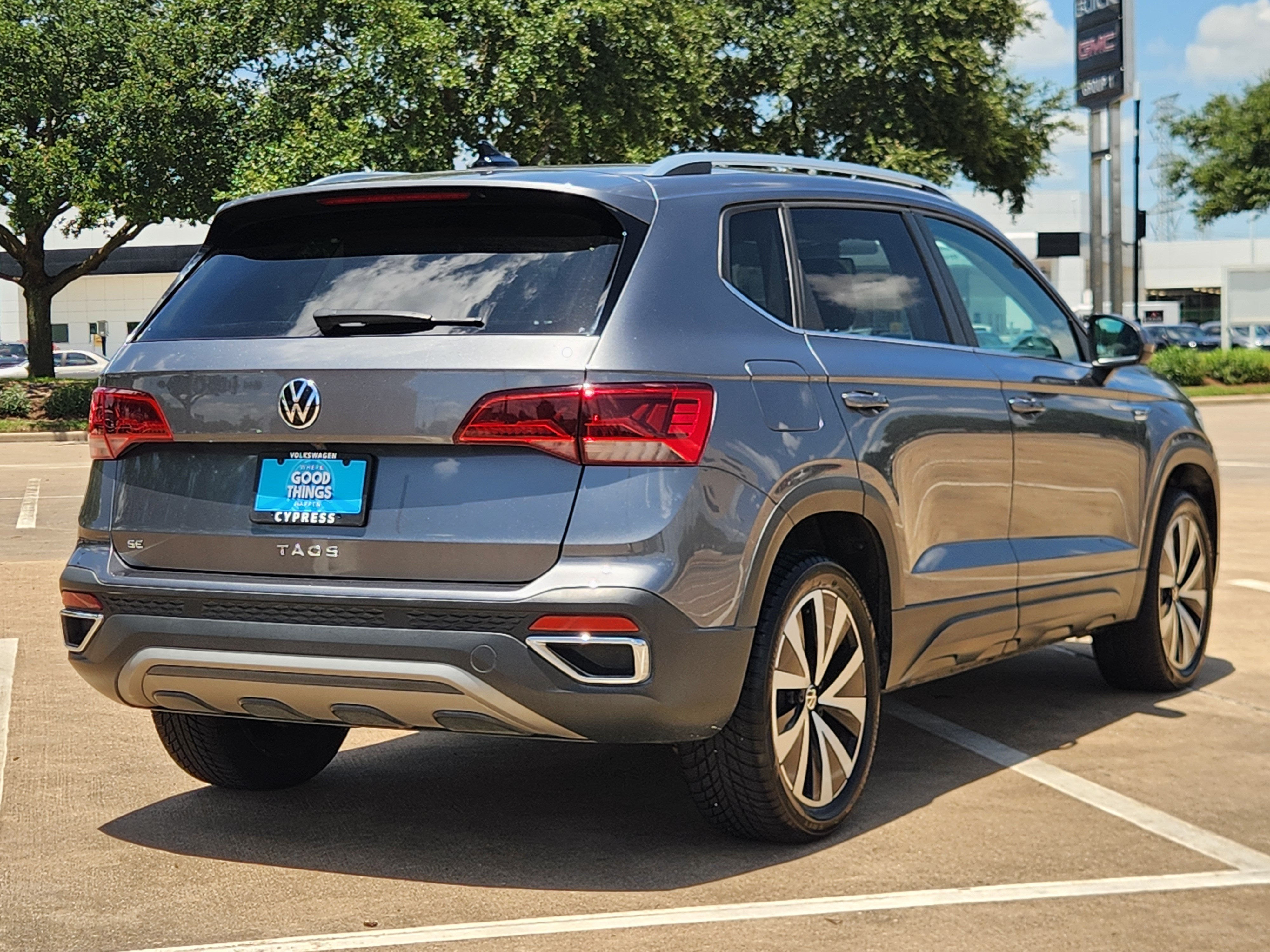 2022 Volkswagen Taos SE