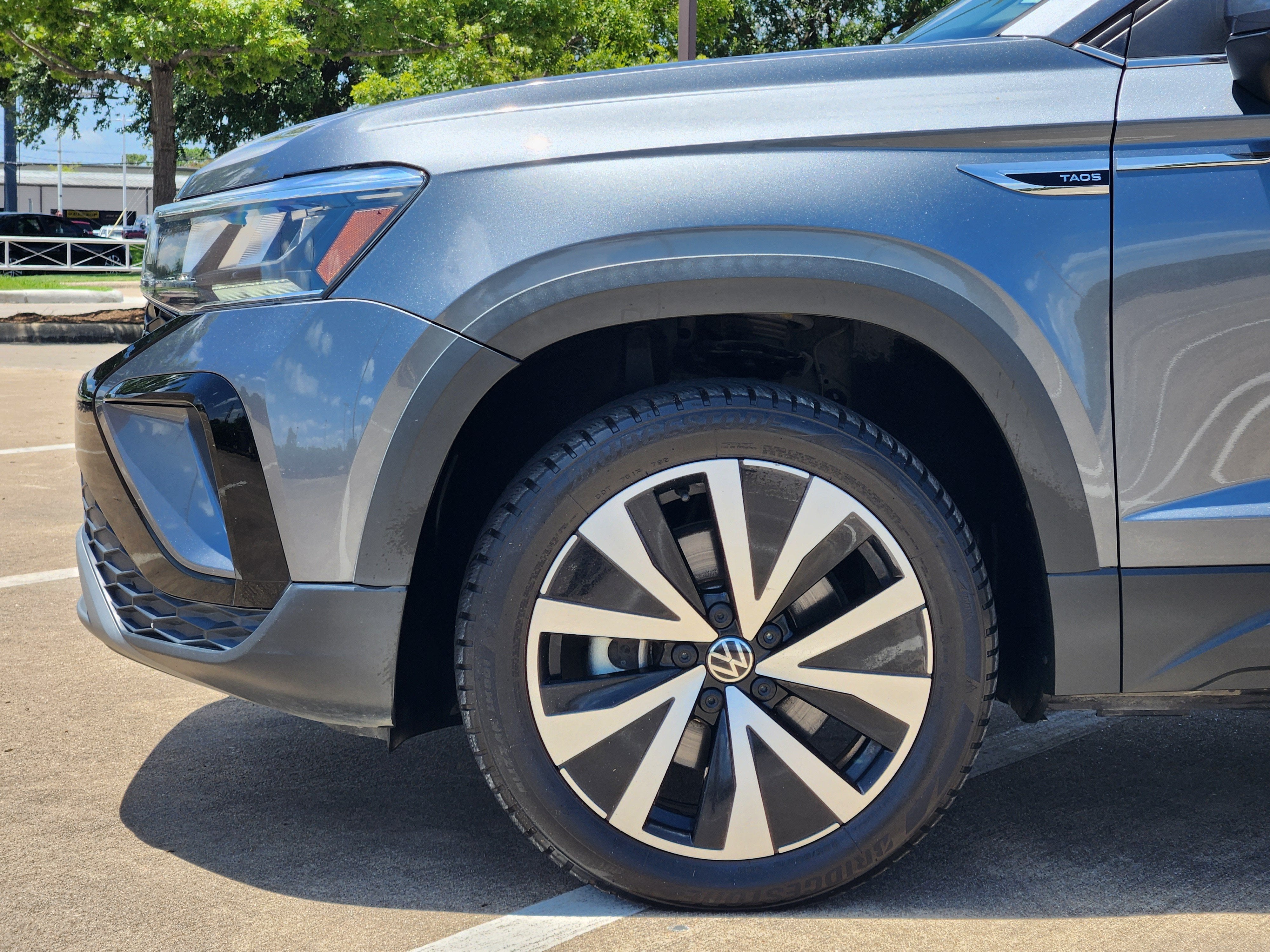 2022 Volkswagen Taos SE