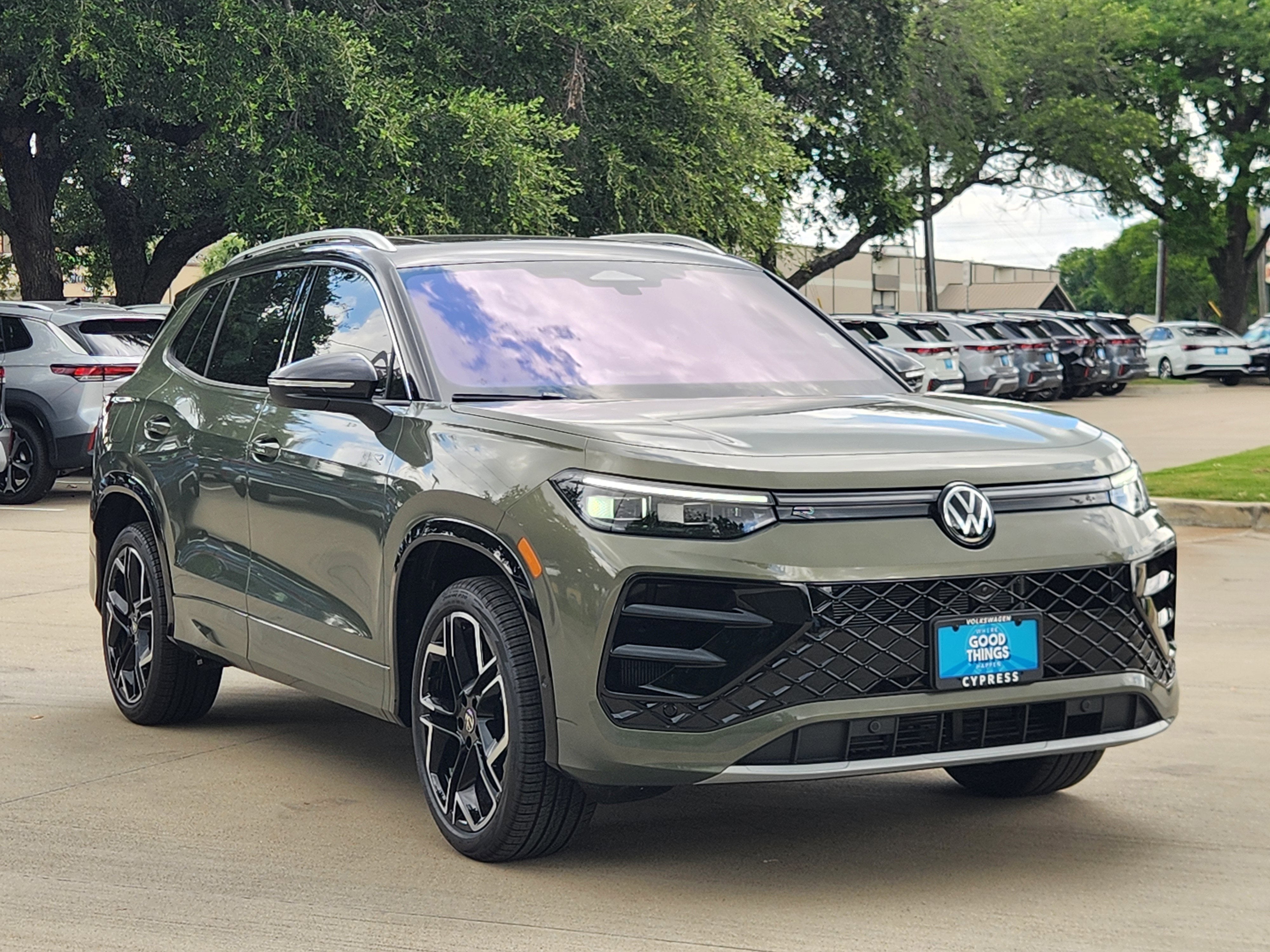 2026 Volkswagen Tiguan SEL R-Line Turbo