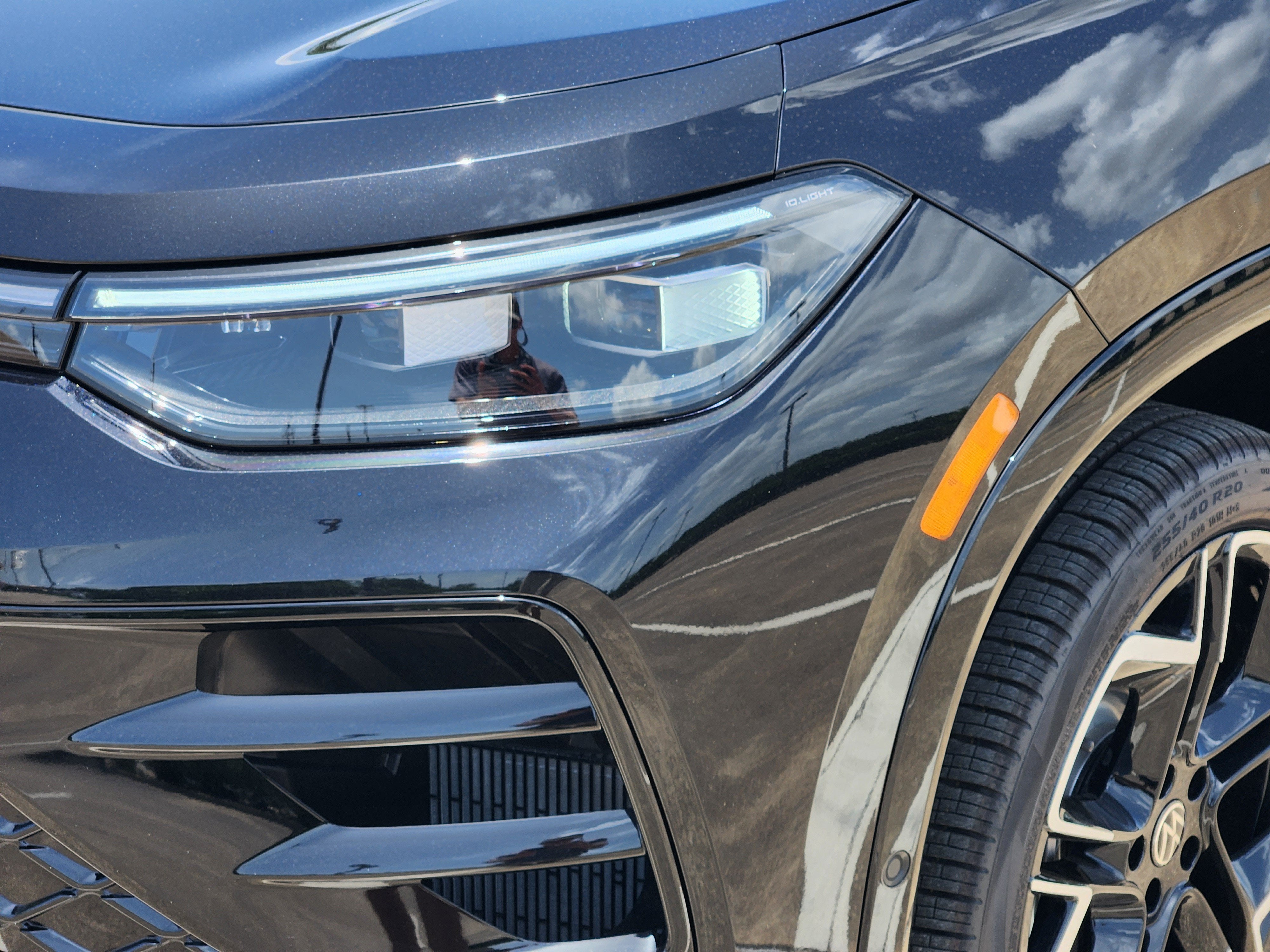 2026 Volkswagen Tiguan SEL R-Line Turbo