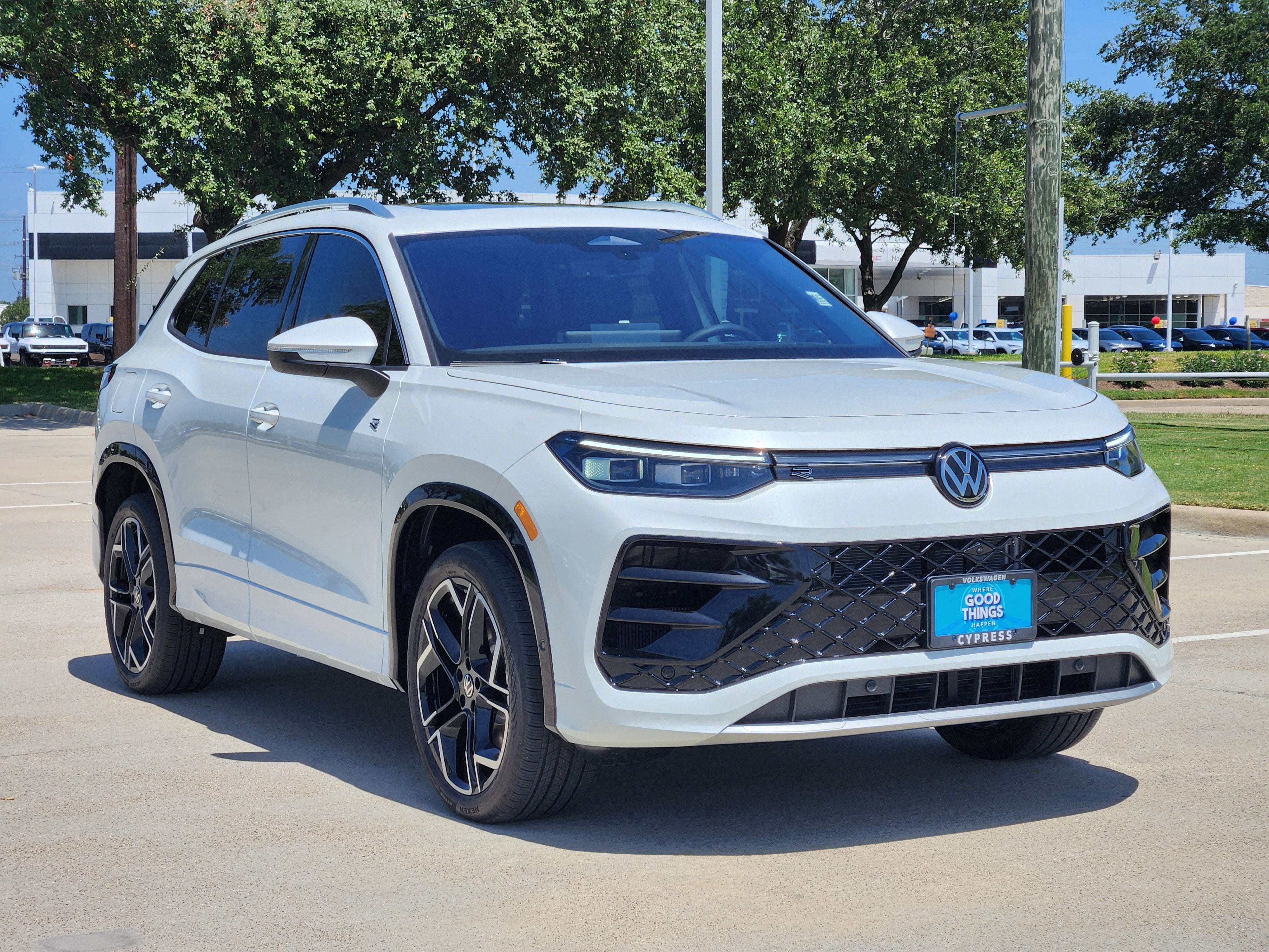 2026 Volkswagen Tiguan SEL R-Line Turbo