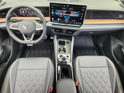 2026 Volkswagen Tiguan SEL R-Line Turbo