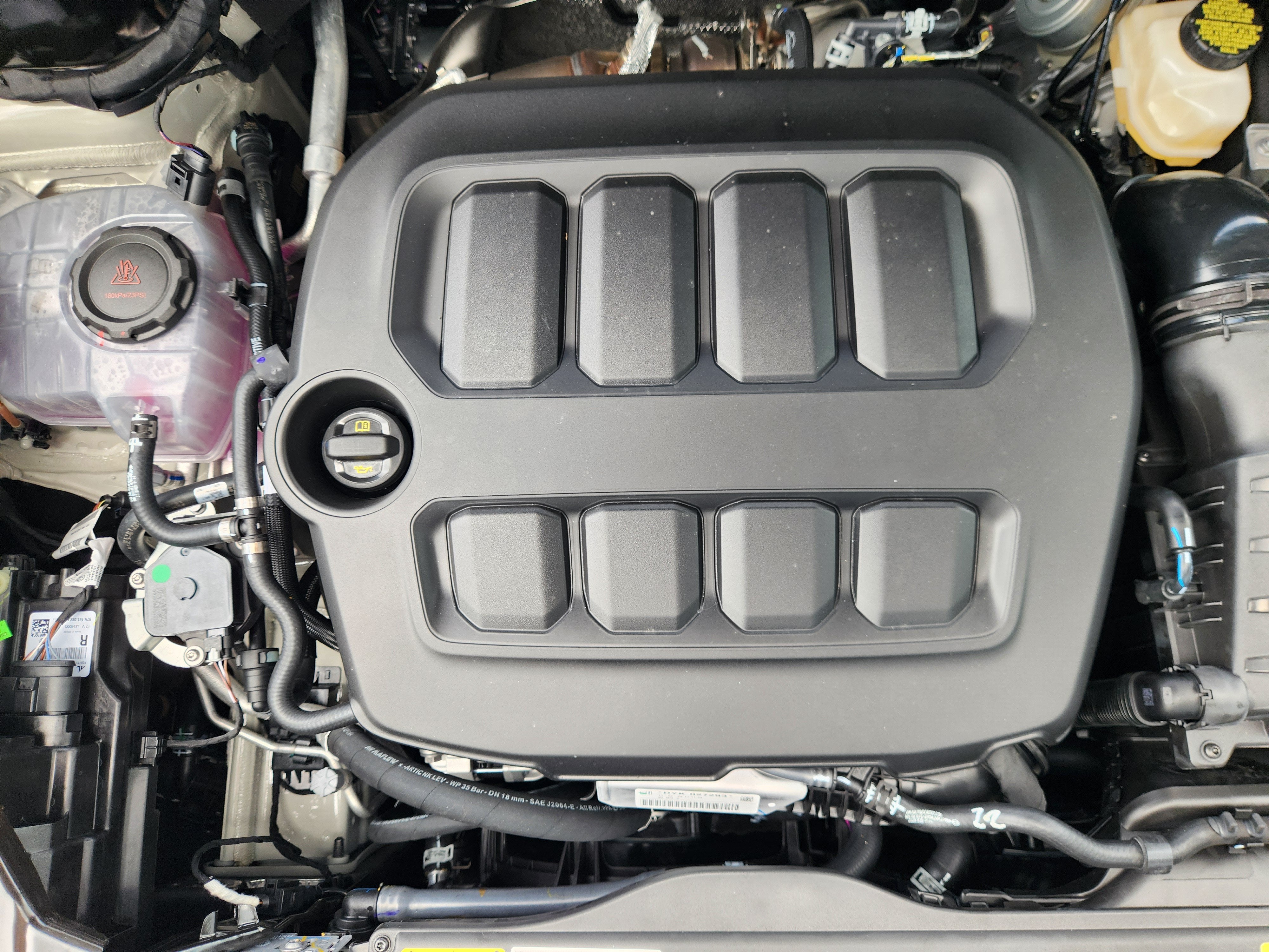 2026 Volkswagen Tiguan SEL R-Line Turbo