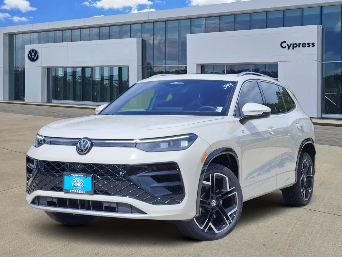2026 Volkswagen Tiguan SEL R-Line Turbo