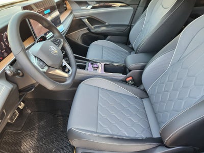 2026 Volkswagen Tiguan SEL R-Line Turbo