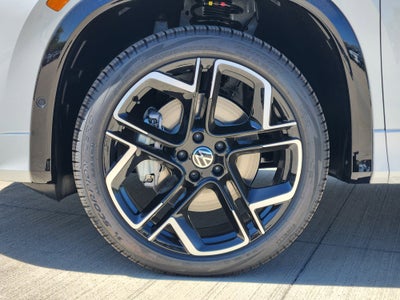2026 Volkswagen Tiguan SEL R-Line Turbo
