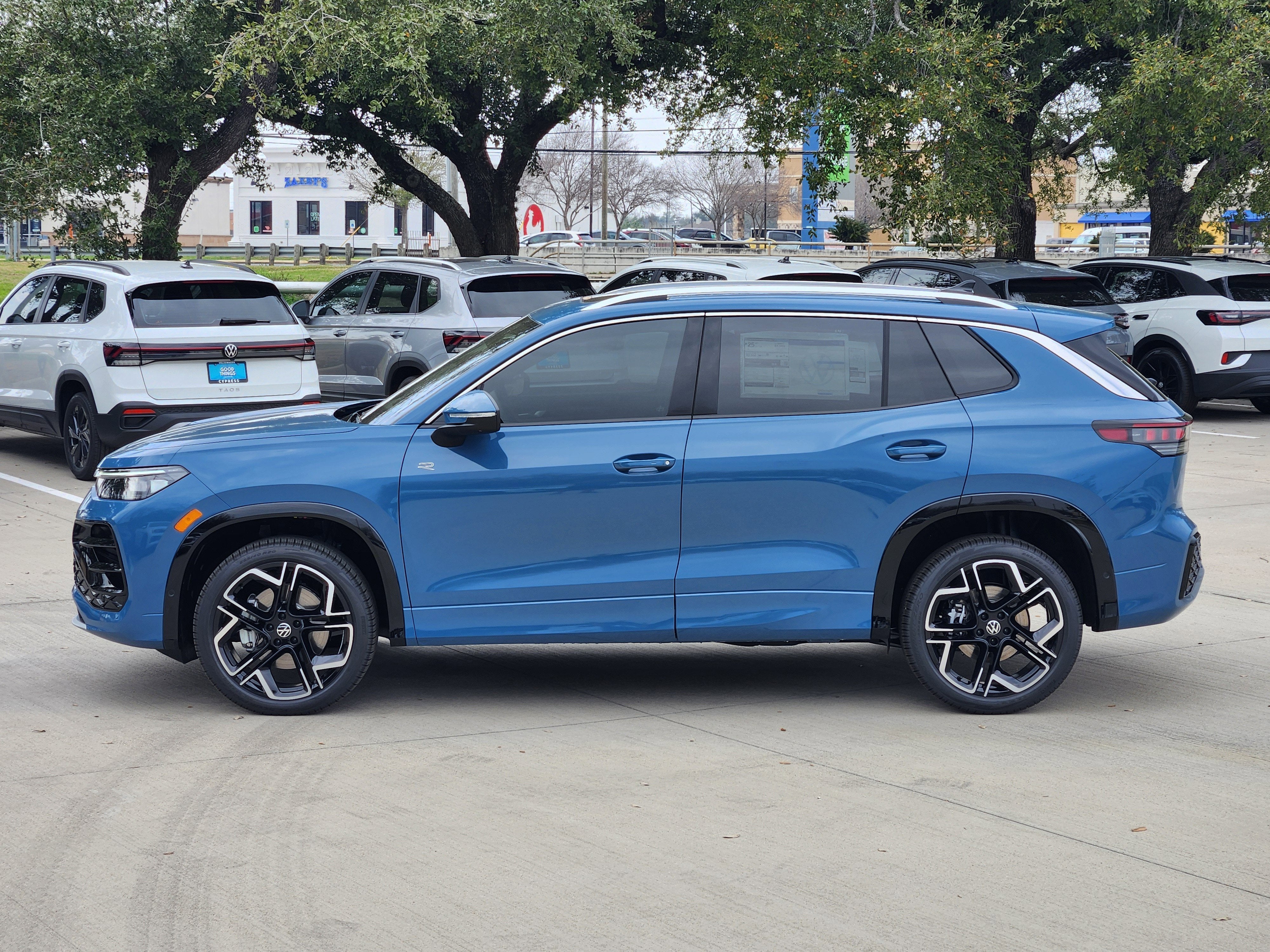 2026 Volkswagen Tiguan SEL R-Line Turbo
