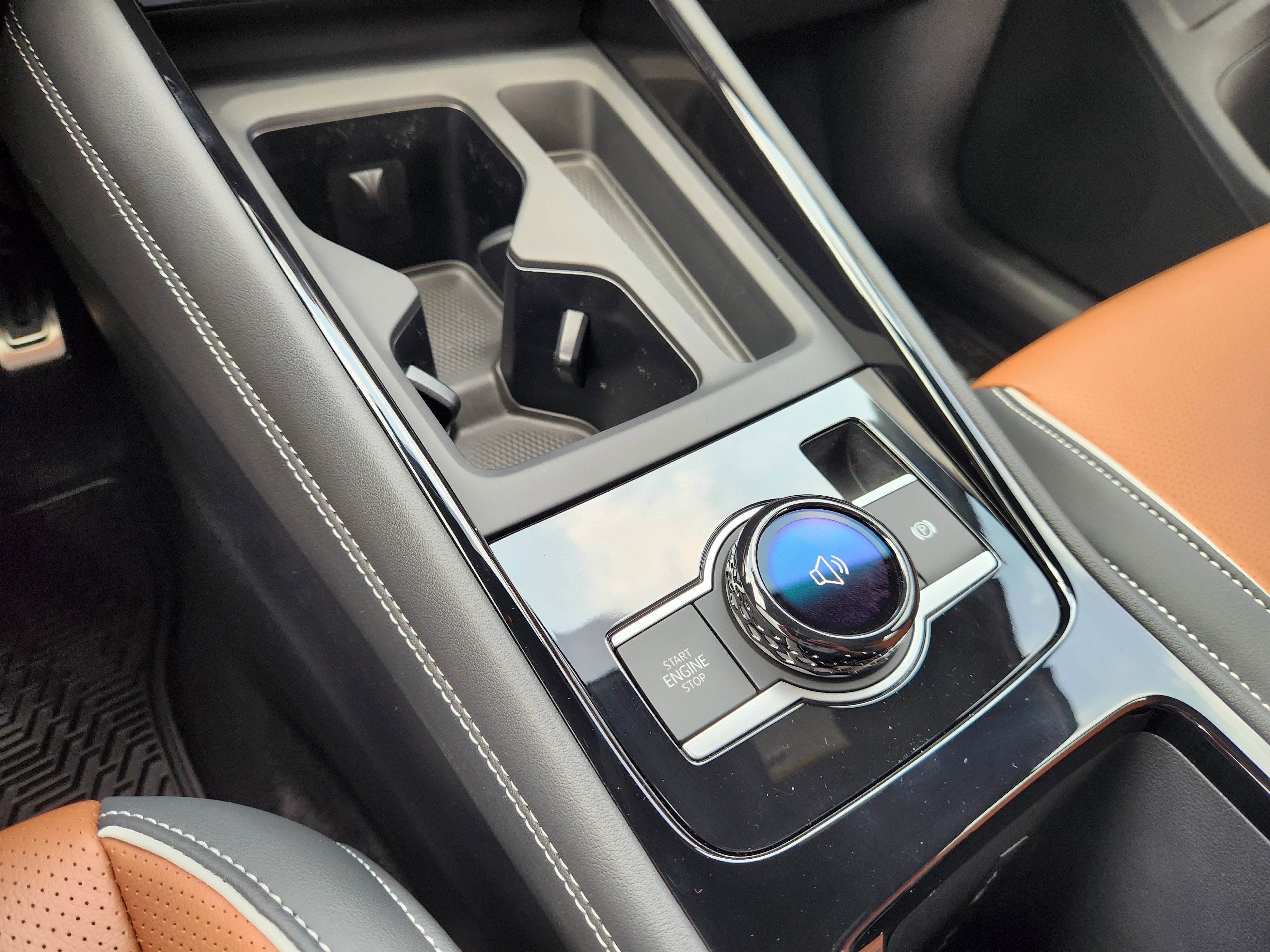 2026 Volkswagen Tiguan SEL R-Line Turbo