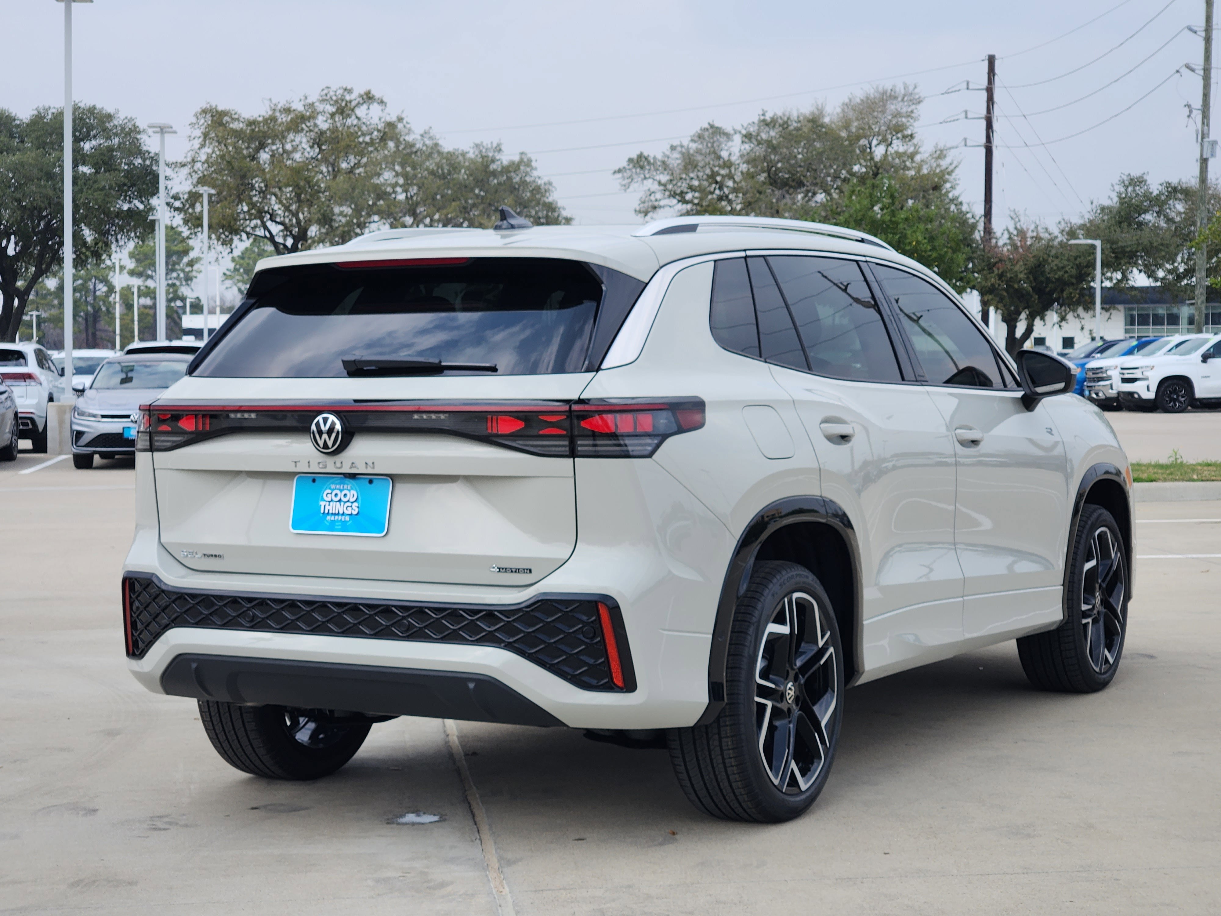 2026 Volkswagen Tiguan SEL R-Line Turbo