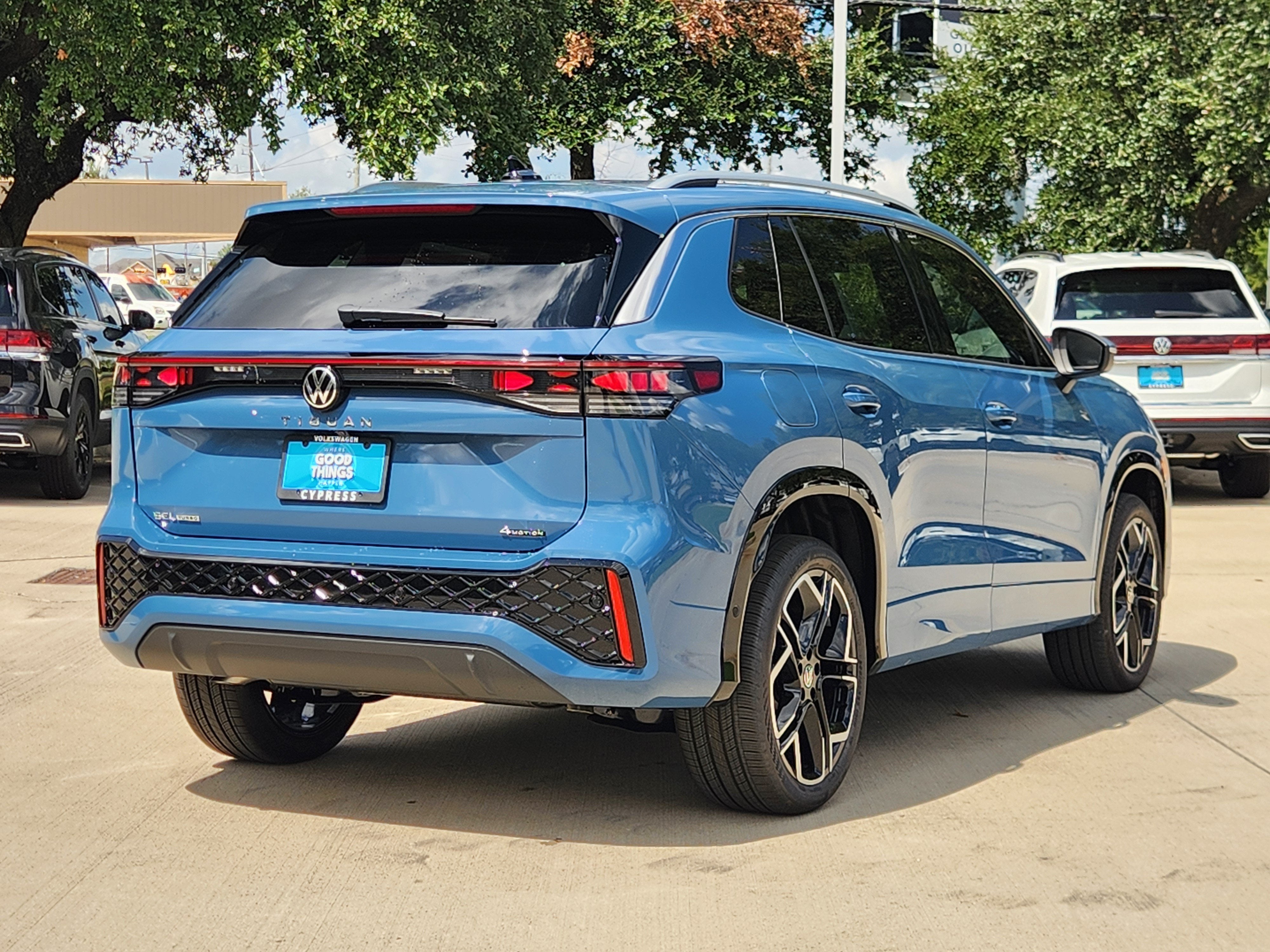 2026 Volkswagen Tiguan SEL R-Line Turbo