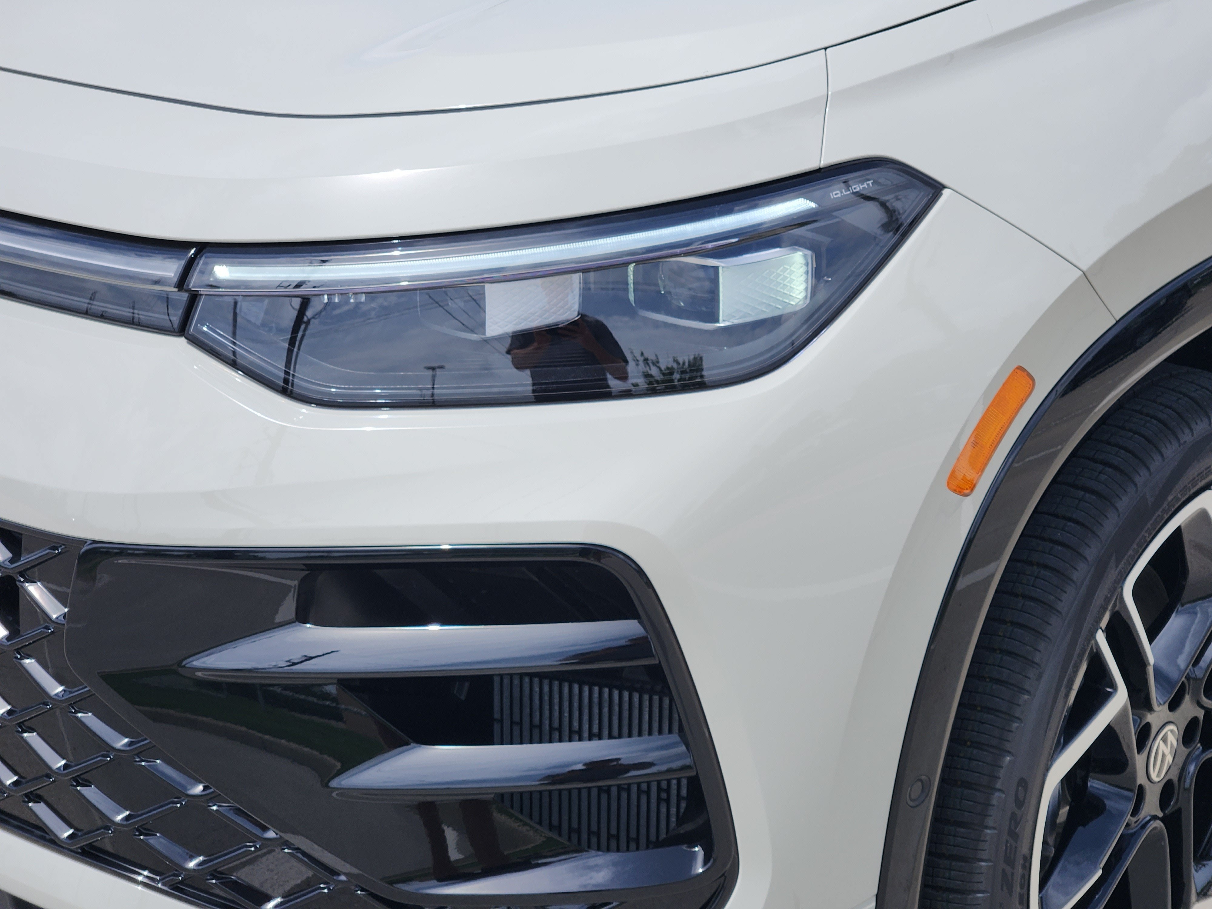 2026 Volkswagen Tiguan SEL R-Line Turbo