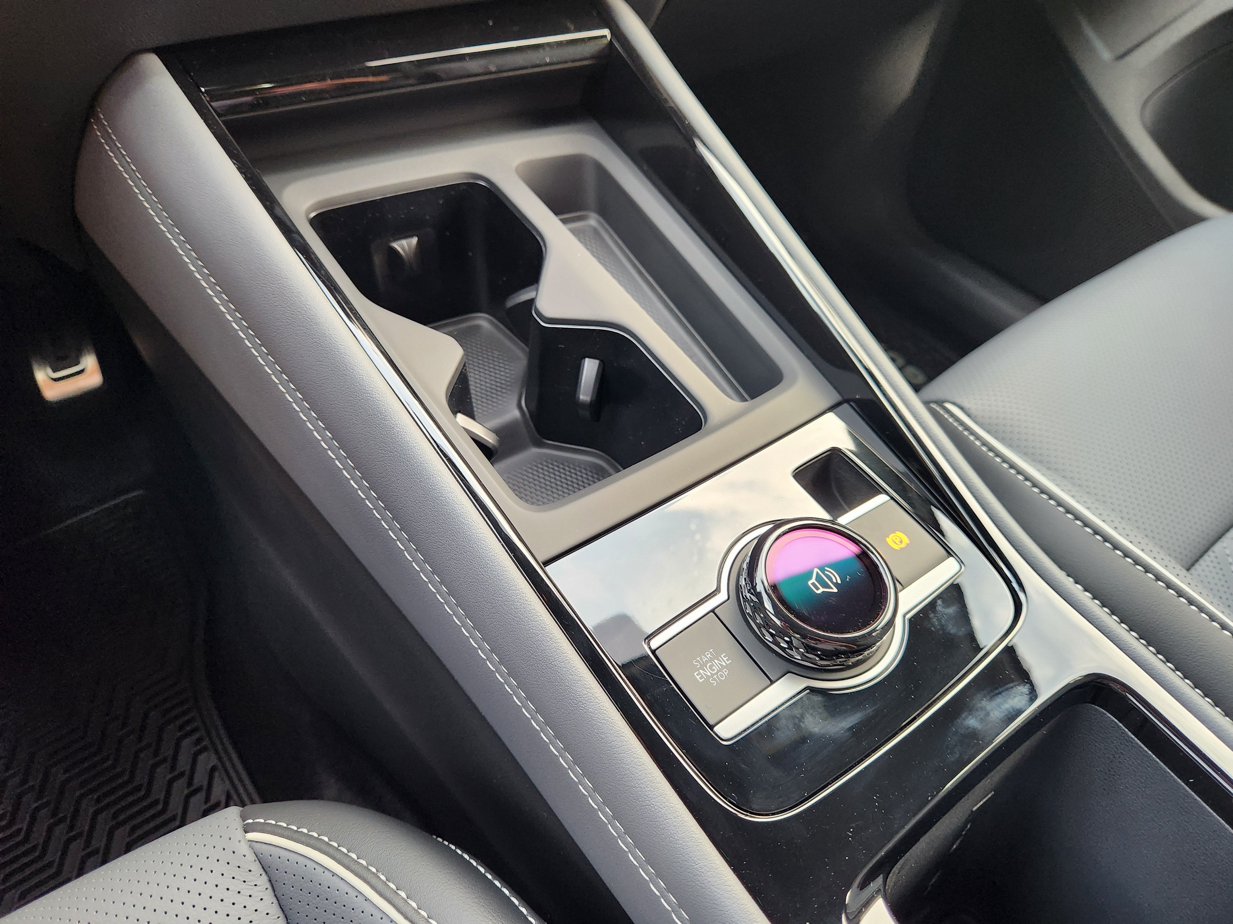 2026 Volkswagen Tiguan SEL R-Line Turbo