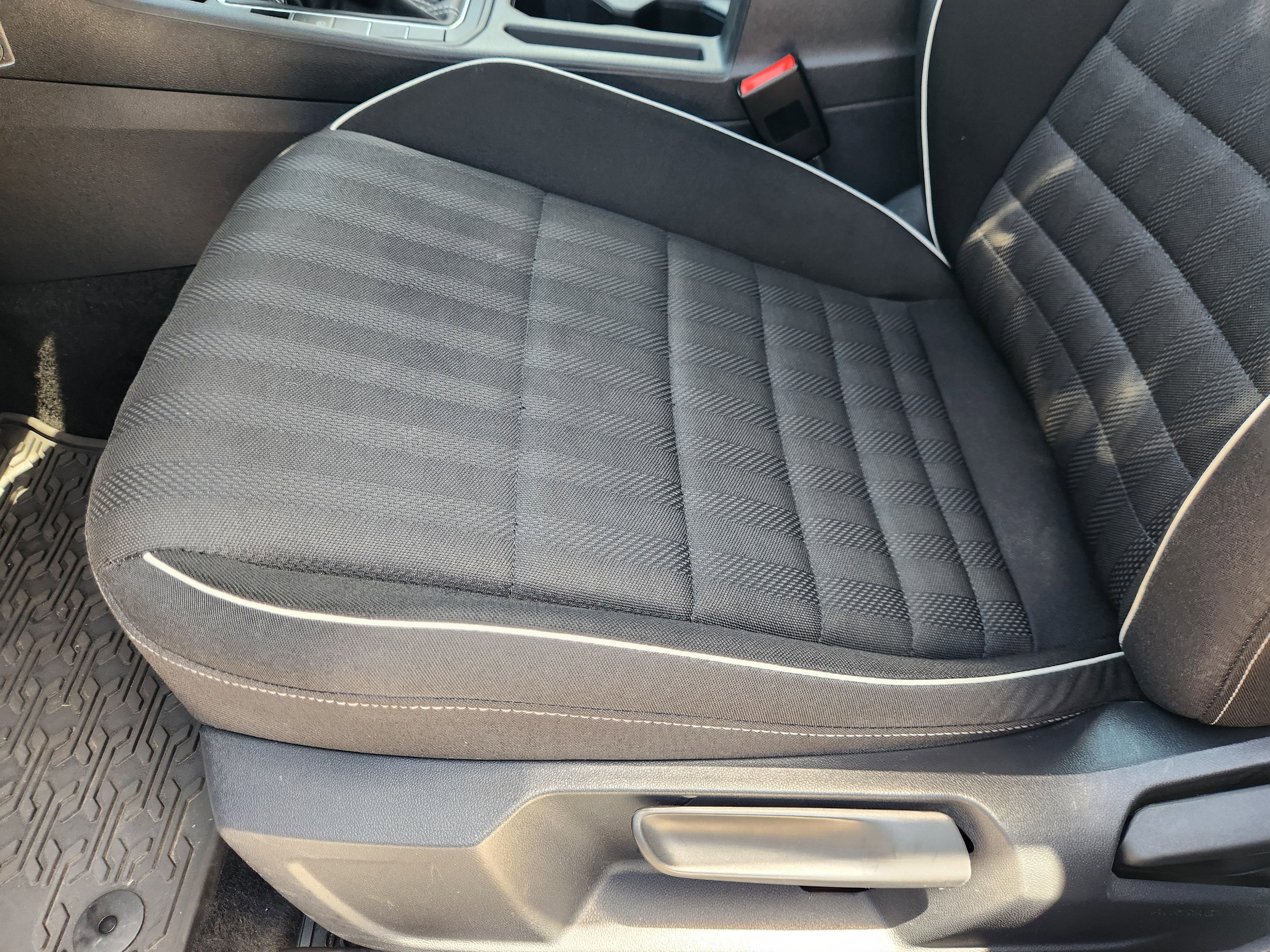 2023 Volkswagen Jetta Sport