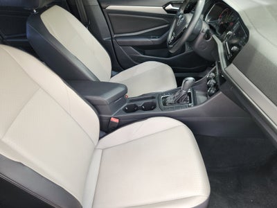 2019 Volkswagen Jetta R-Line