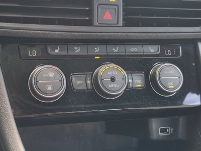 2019 Volkswagen Jetta R-Line