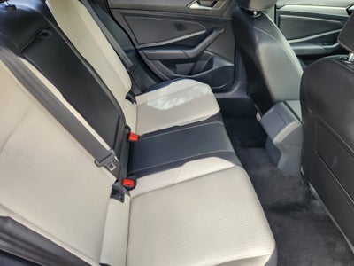 2019 Volkswagen Jetta R-Line