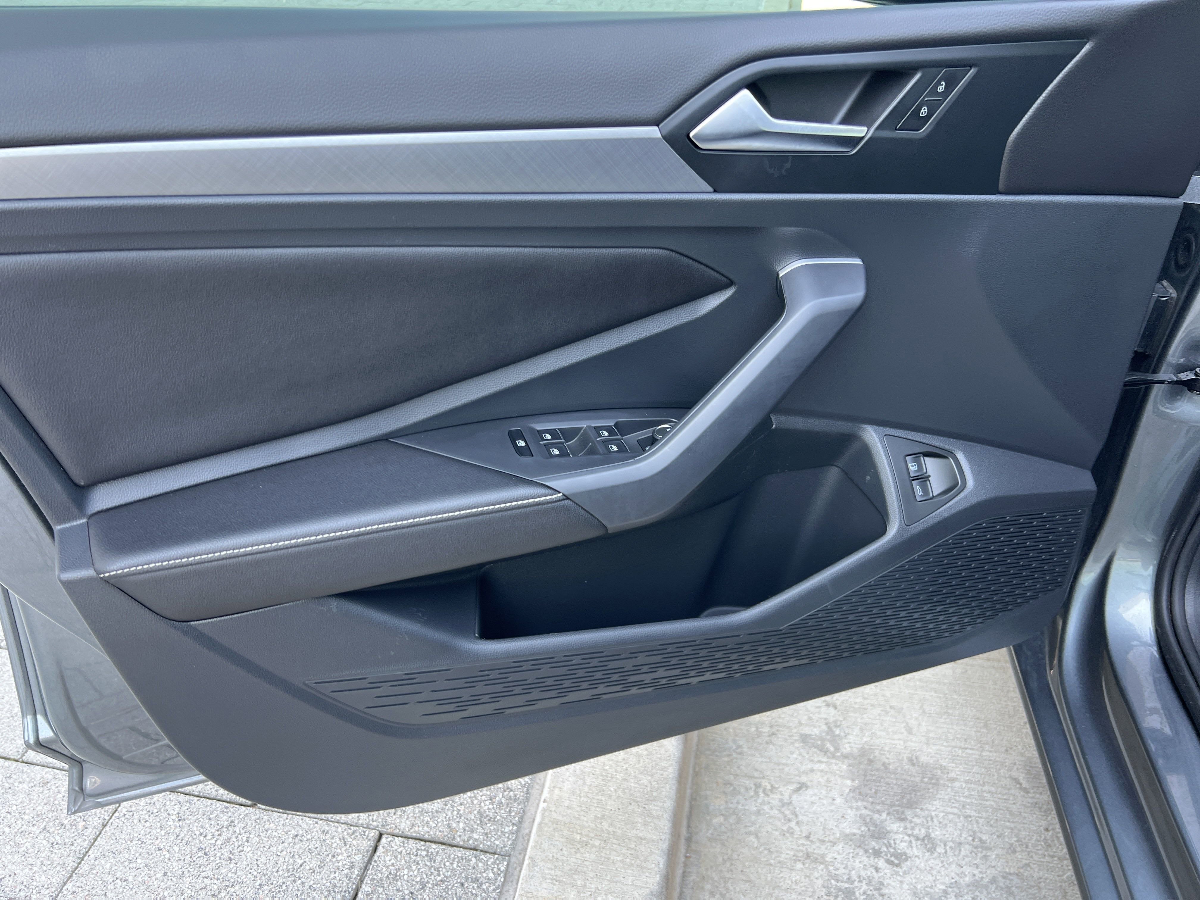 2023 Volkswagen Jetta SE