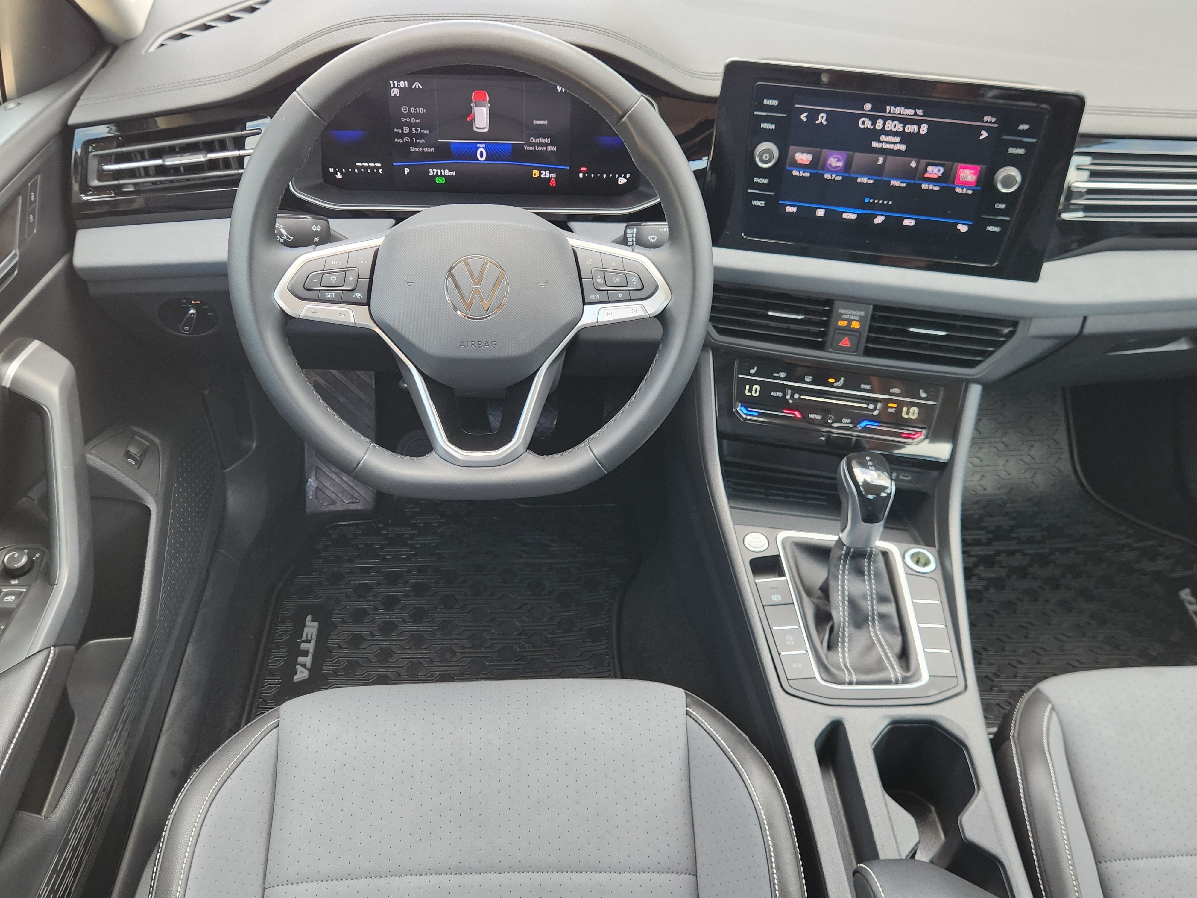 2025 Volkswagen Jetta SE