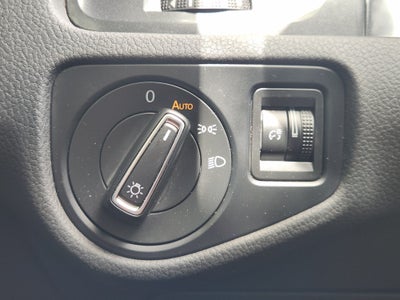 2018 Volkswagen Golf S