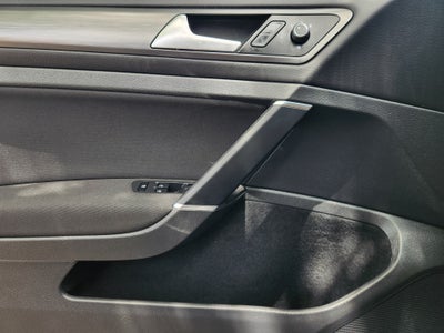 2018 Volkswagen Golf S