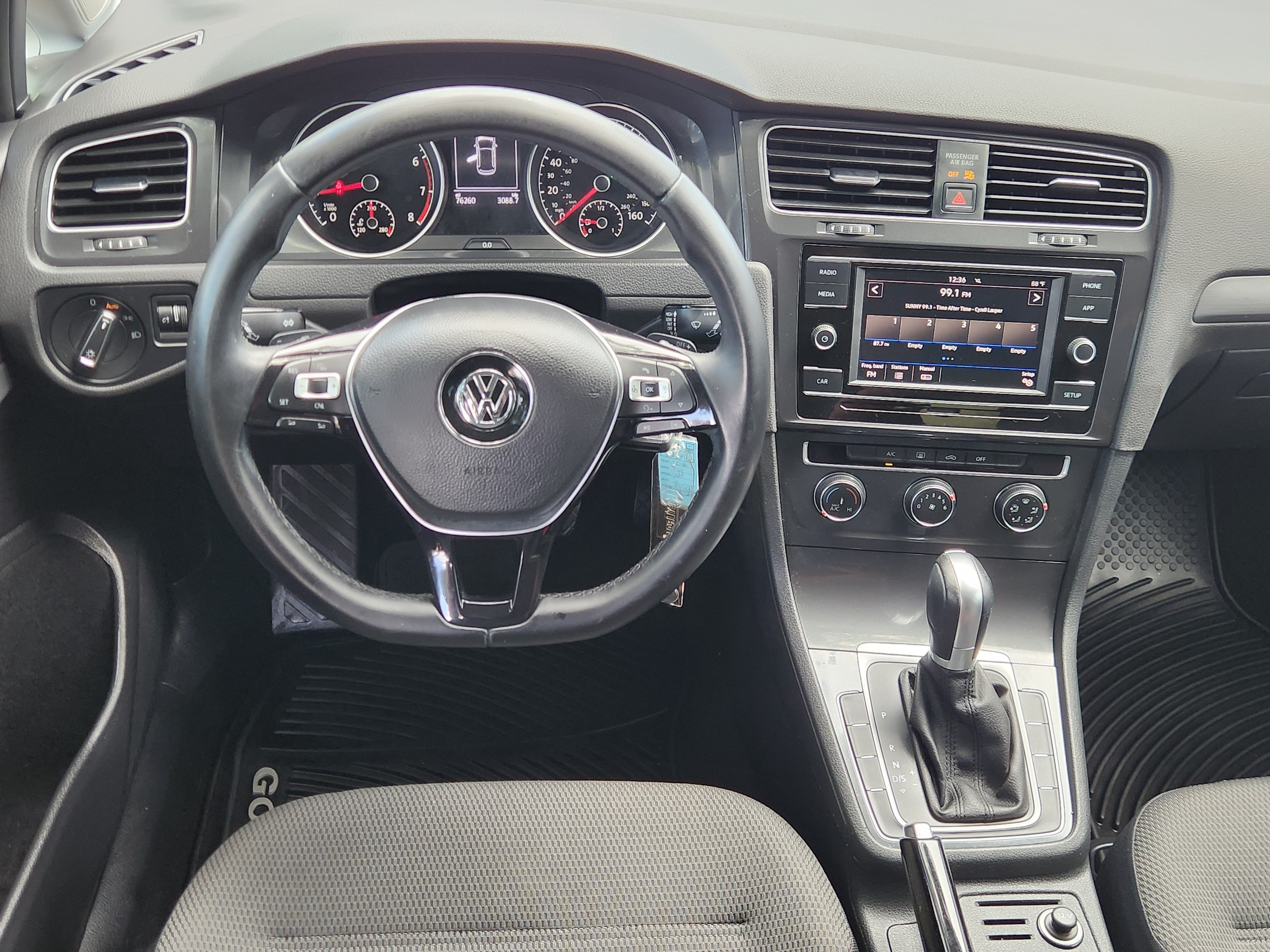 2018 Volkswagen Golf S