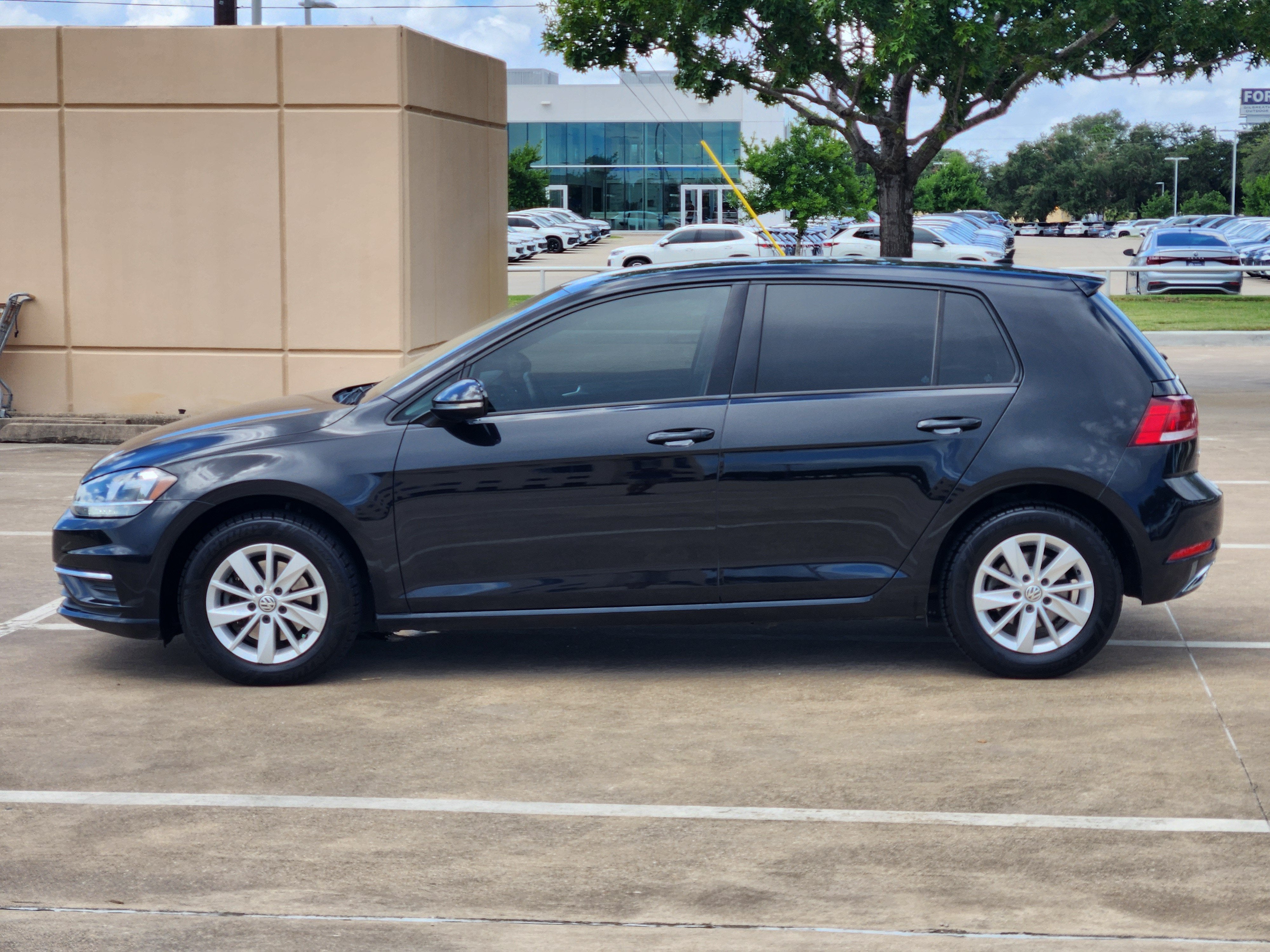 2018 Volkswagen Golf S