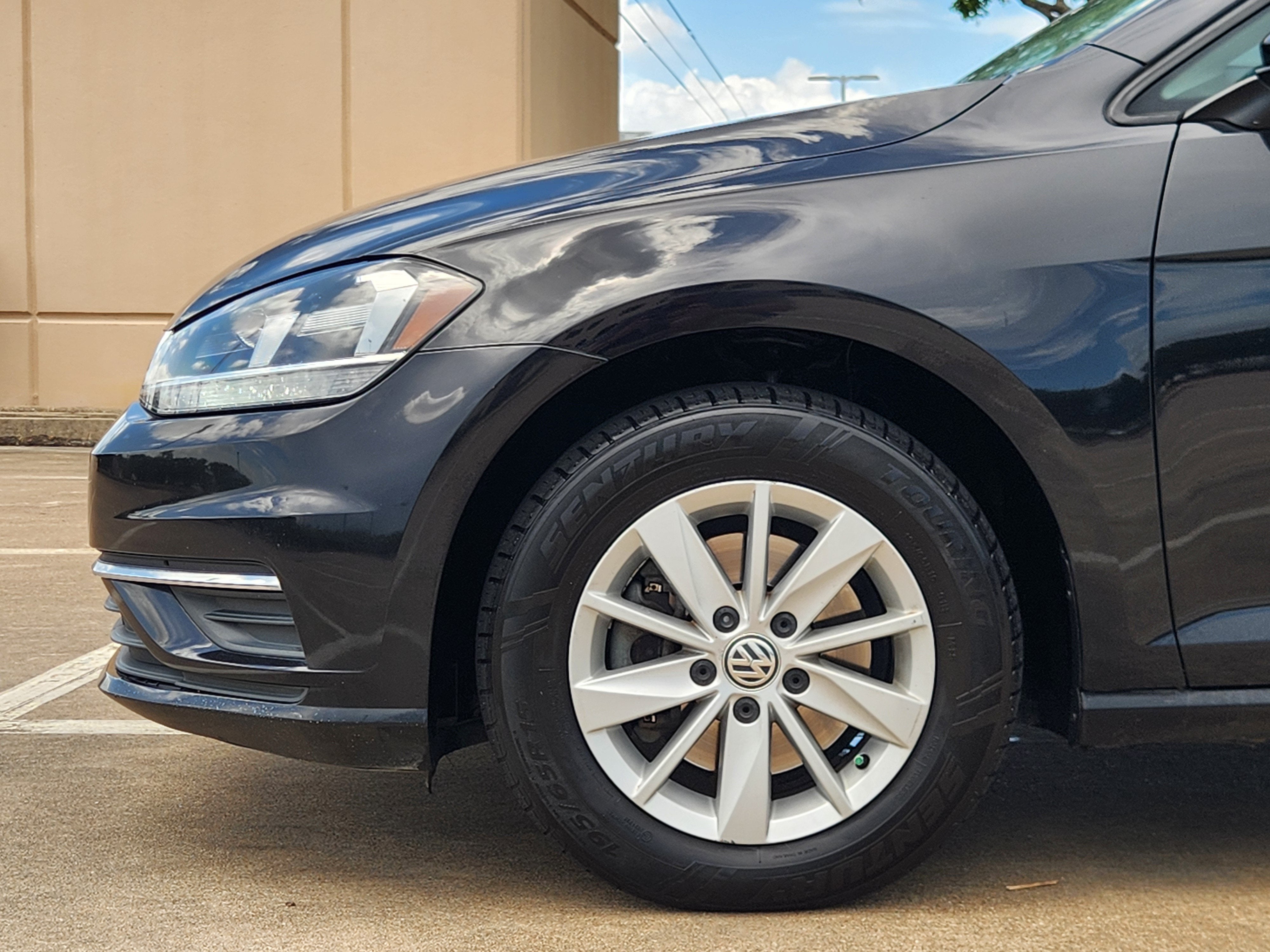 2018 Volkswagen Golf S