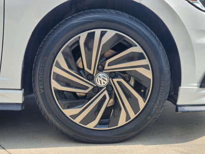 2019 Volkswagen Jetta SEL Premium