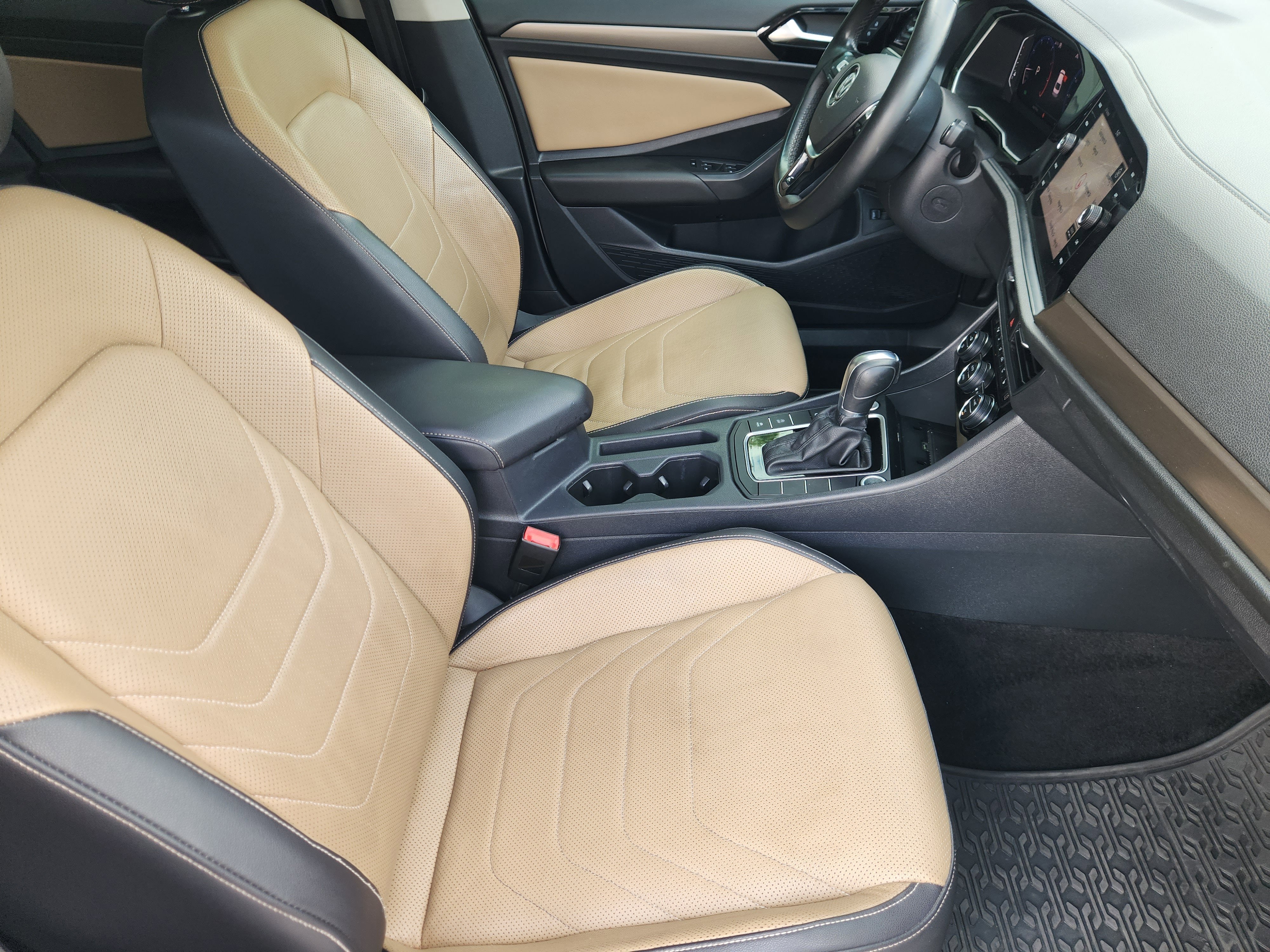 2019 Volkswagen Jetta SEL Premium