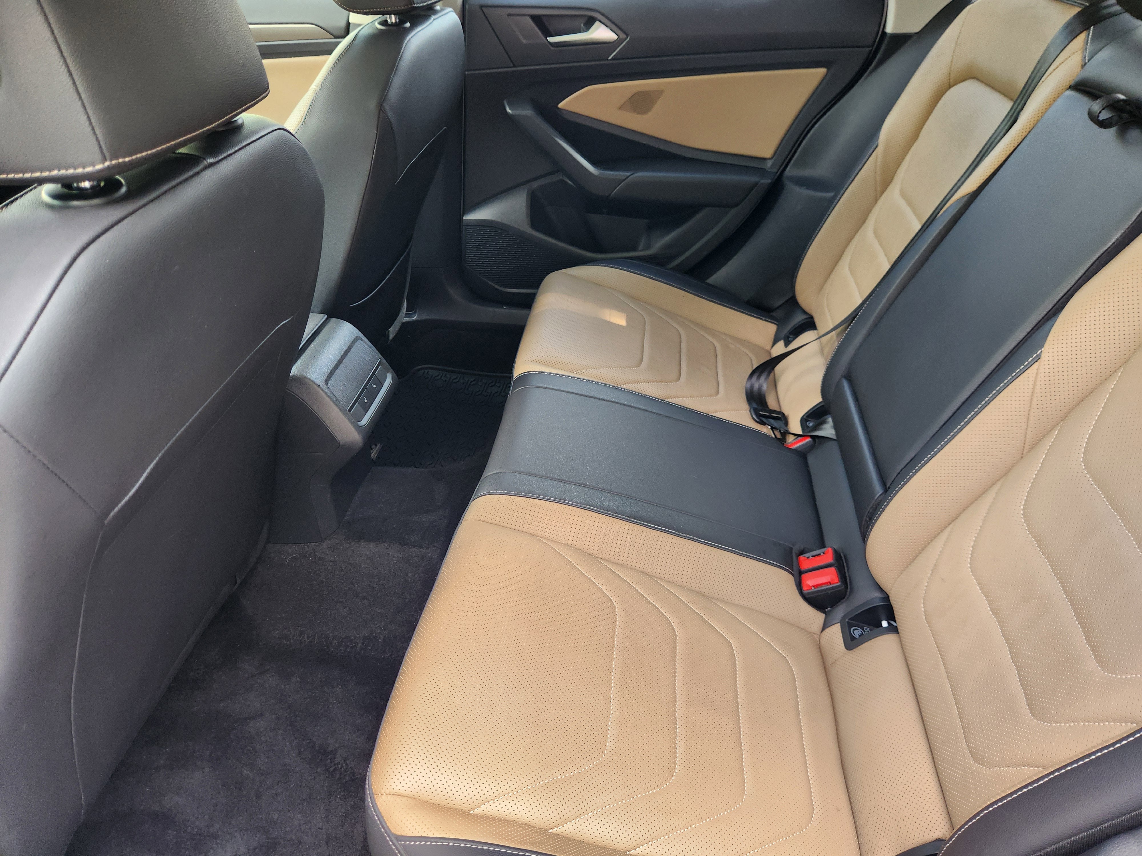 2019 Volkswagen Jetta SEL Premium