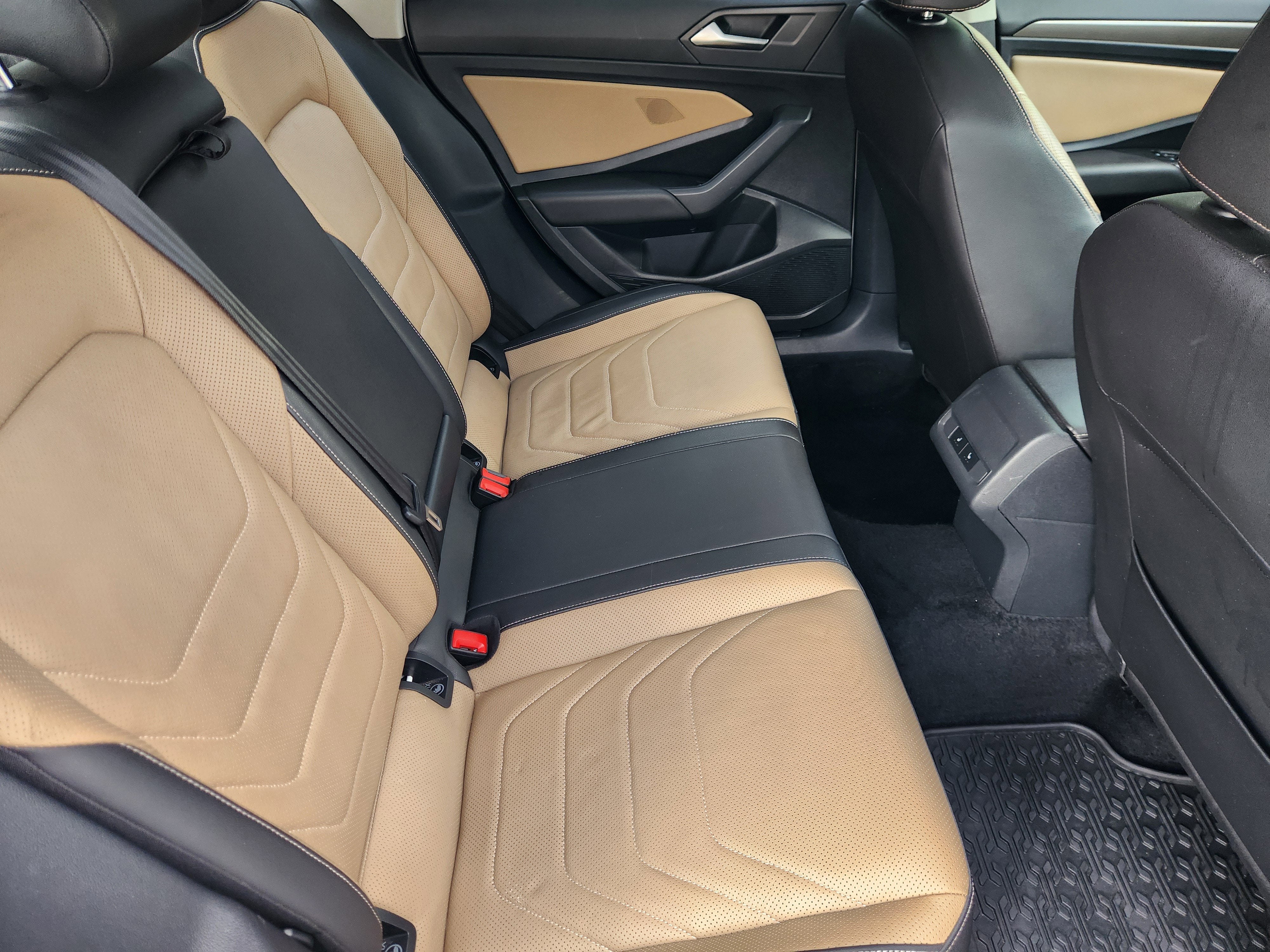 2019 Volkswagen Jetta SEL Premium