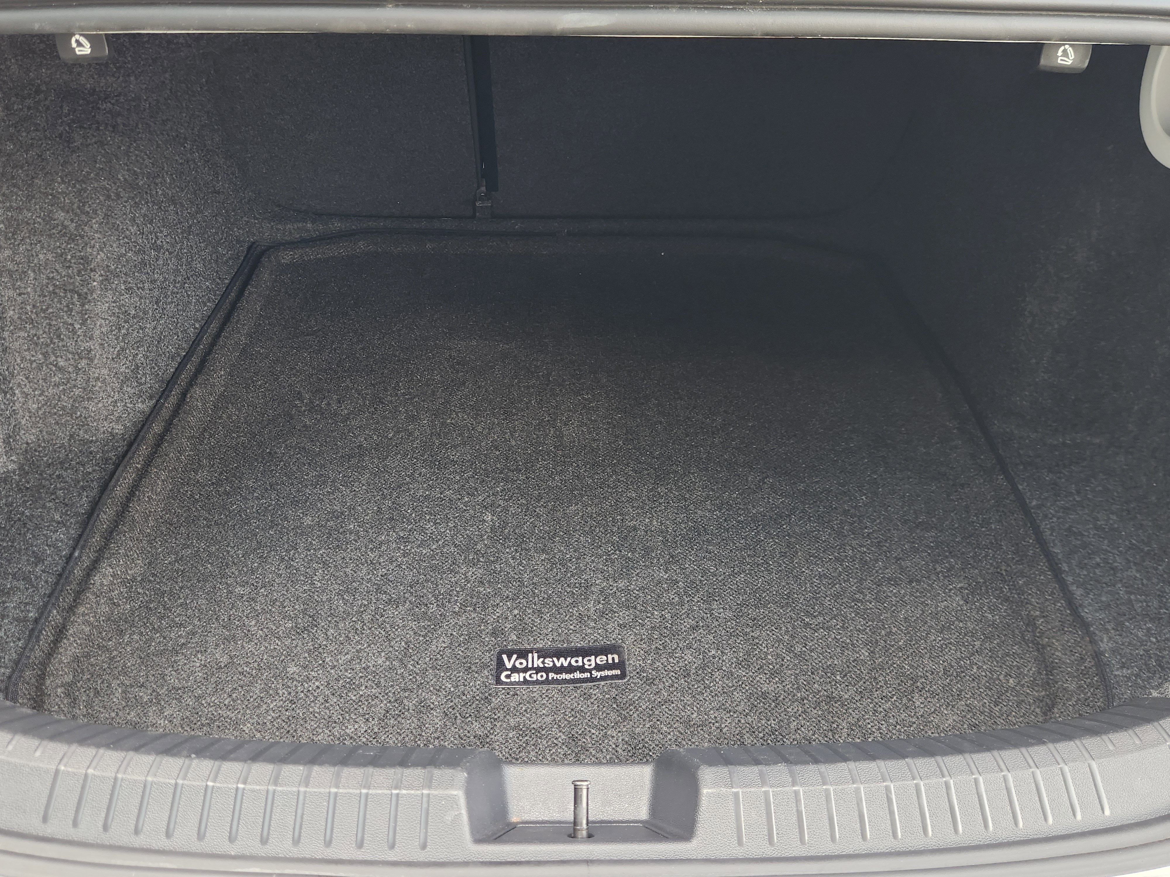 2019 Volkswagen Jetta SEL Premium