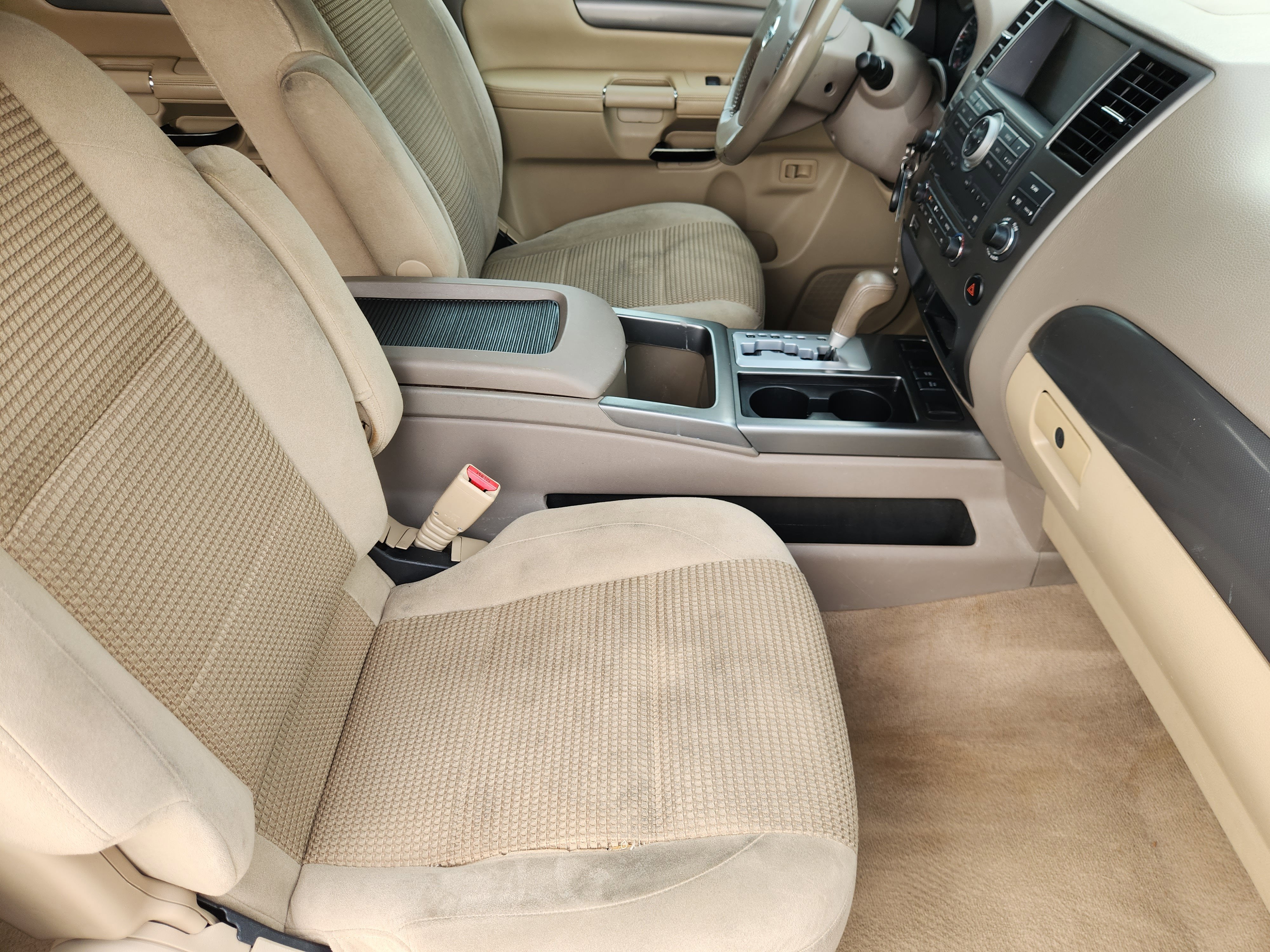 2011 Nissan Armada SV