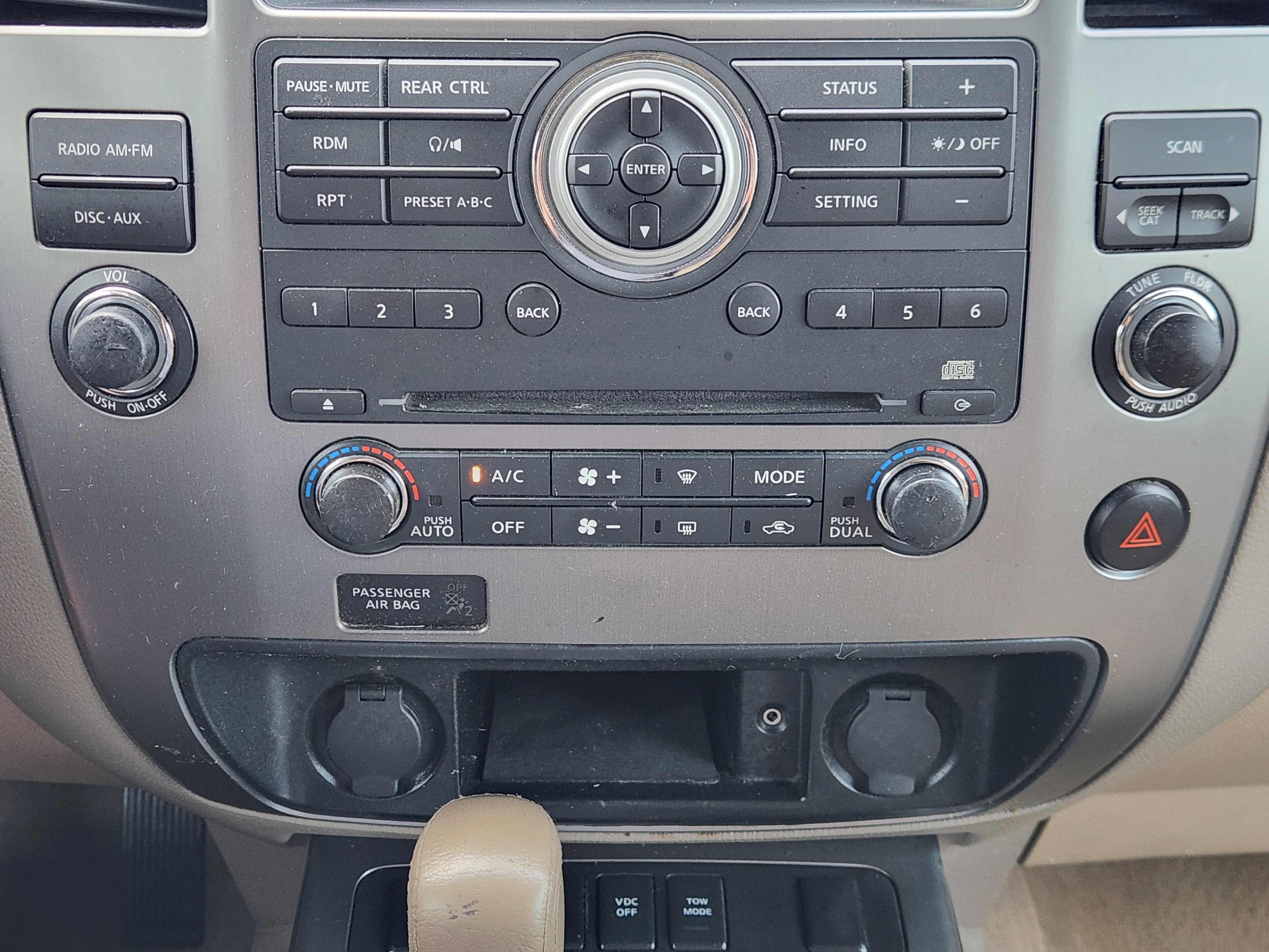 2011 Nissan Armada SV