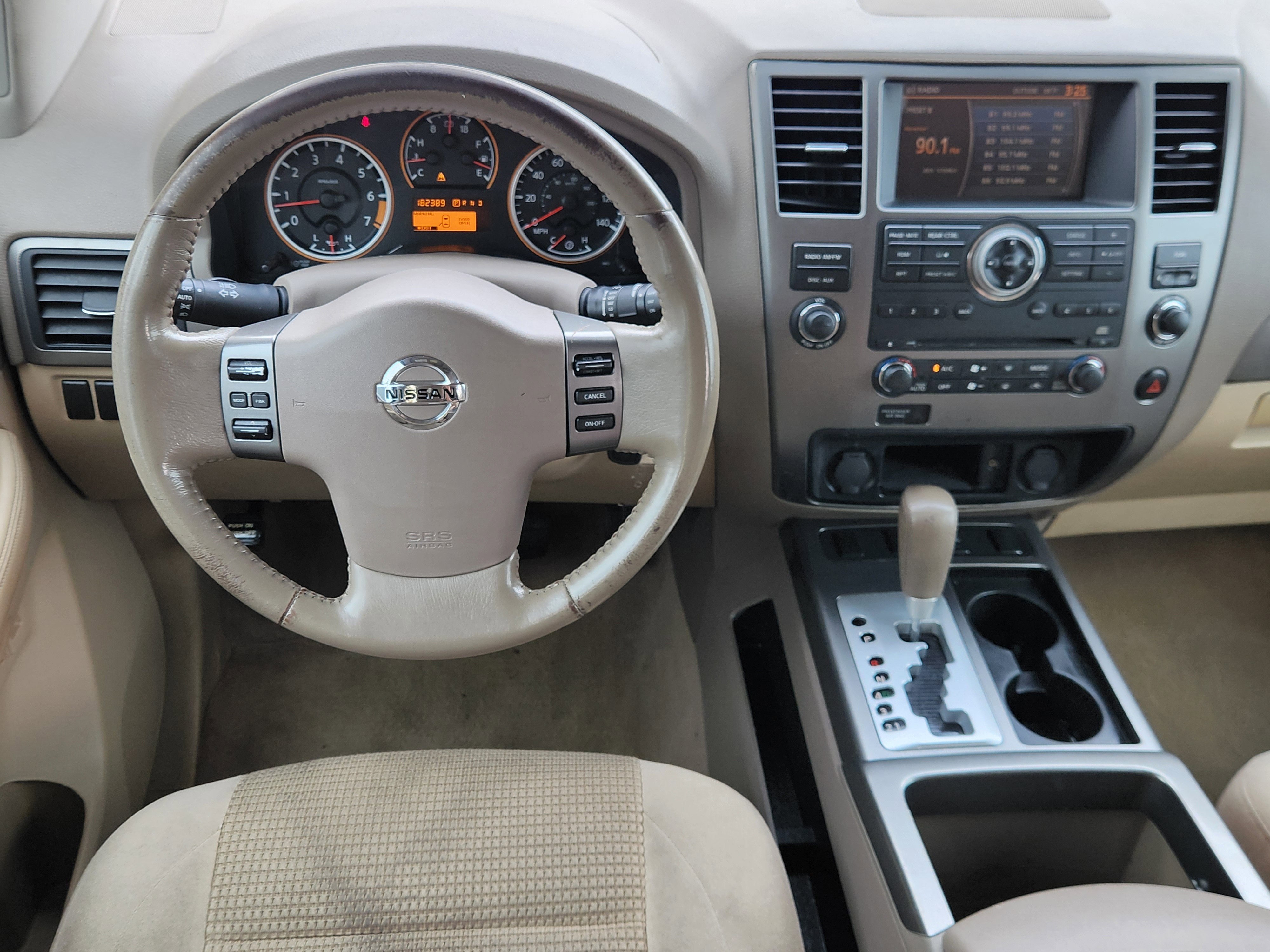 2011 Nissan Armada SV