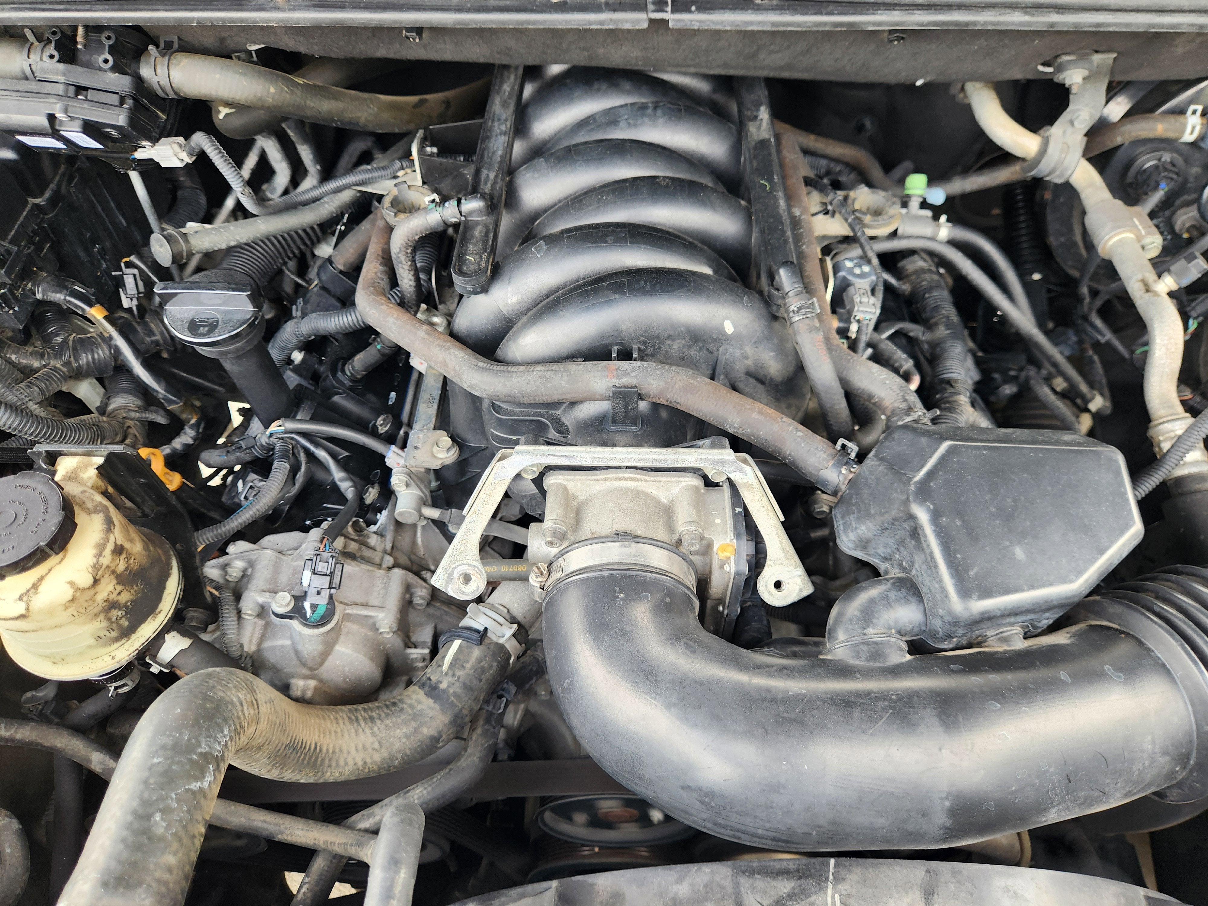 2011 Nissan Armada SV