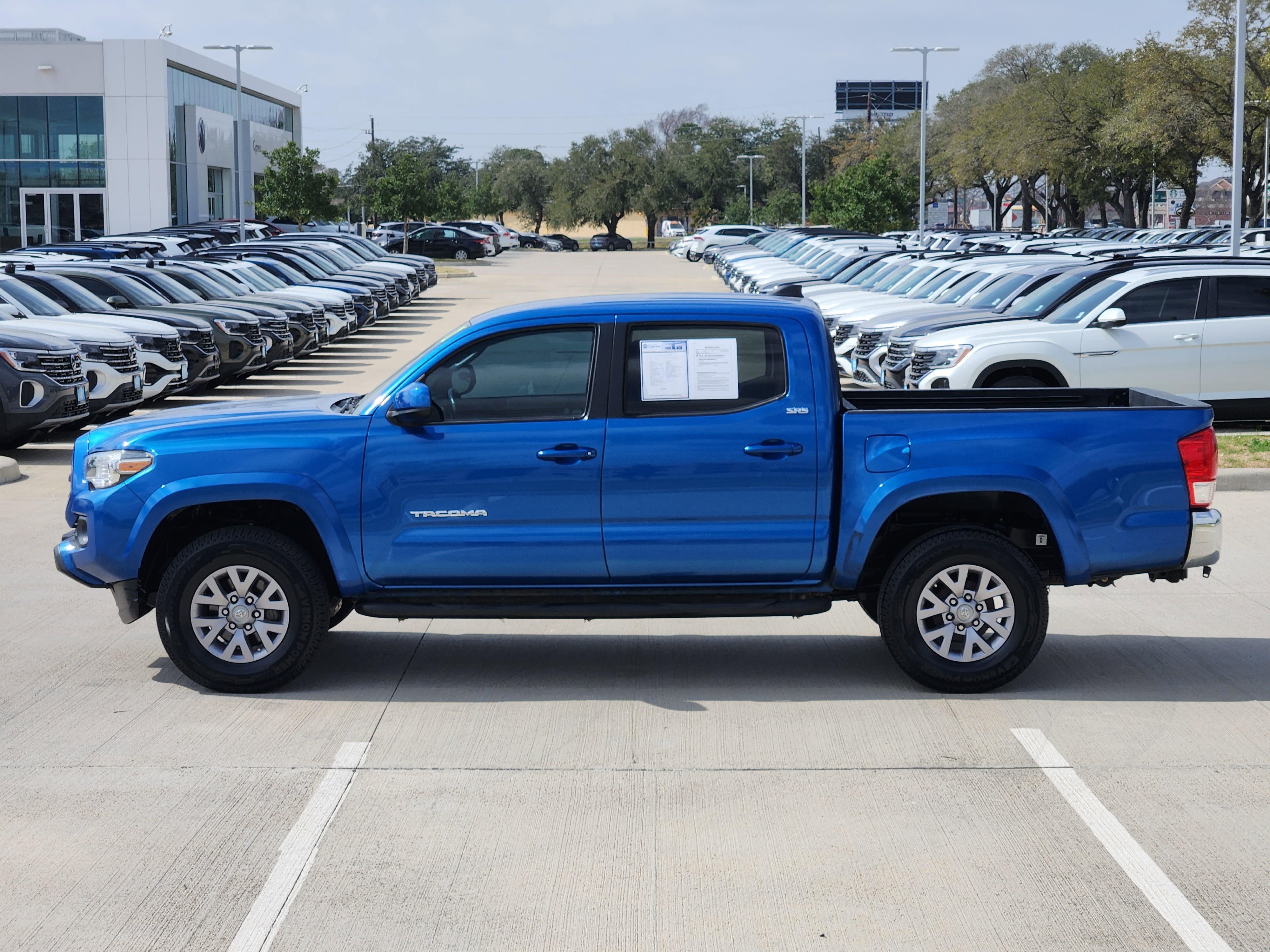 2017 Toyota Tacoma SR5