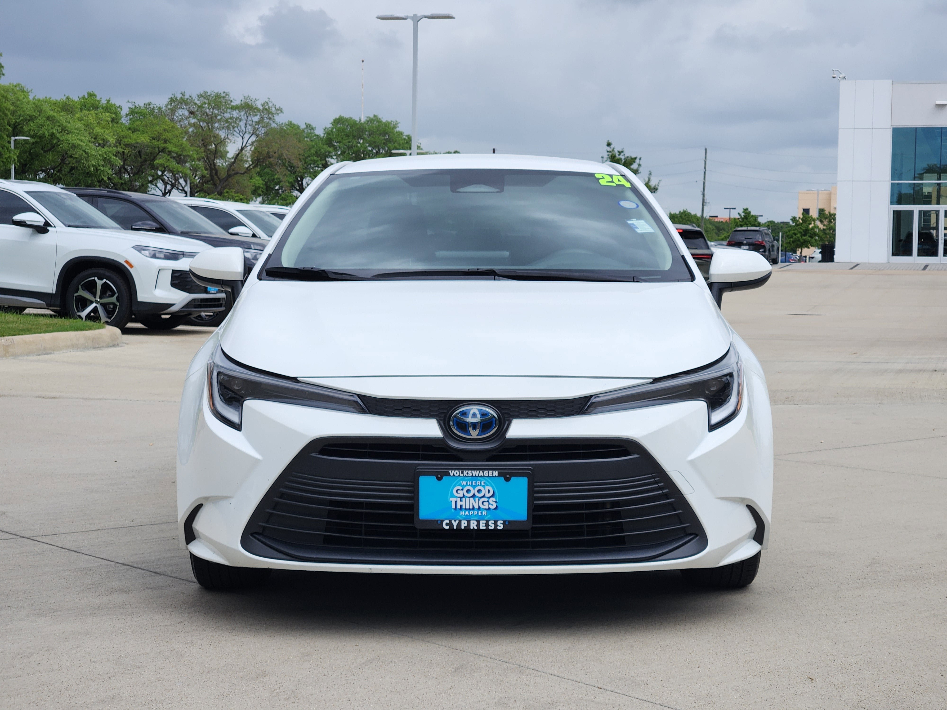2024 Toyota Corolla Hybrid LE