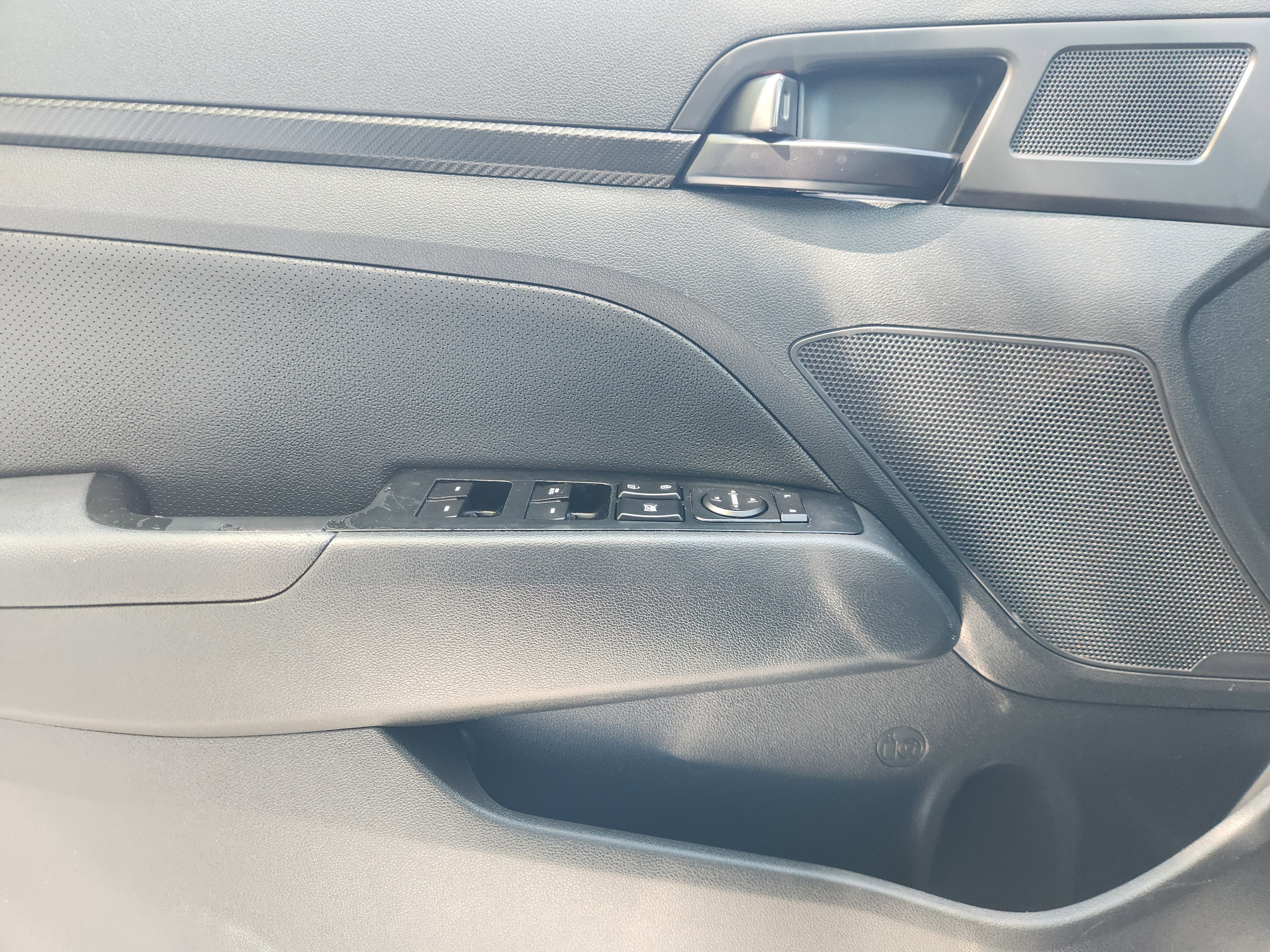 2019 Hyundai Elantra Sport