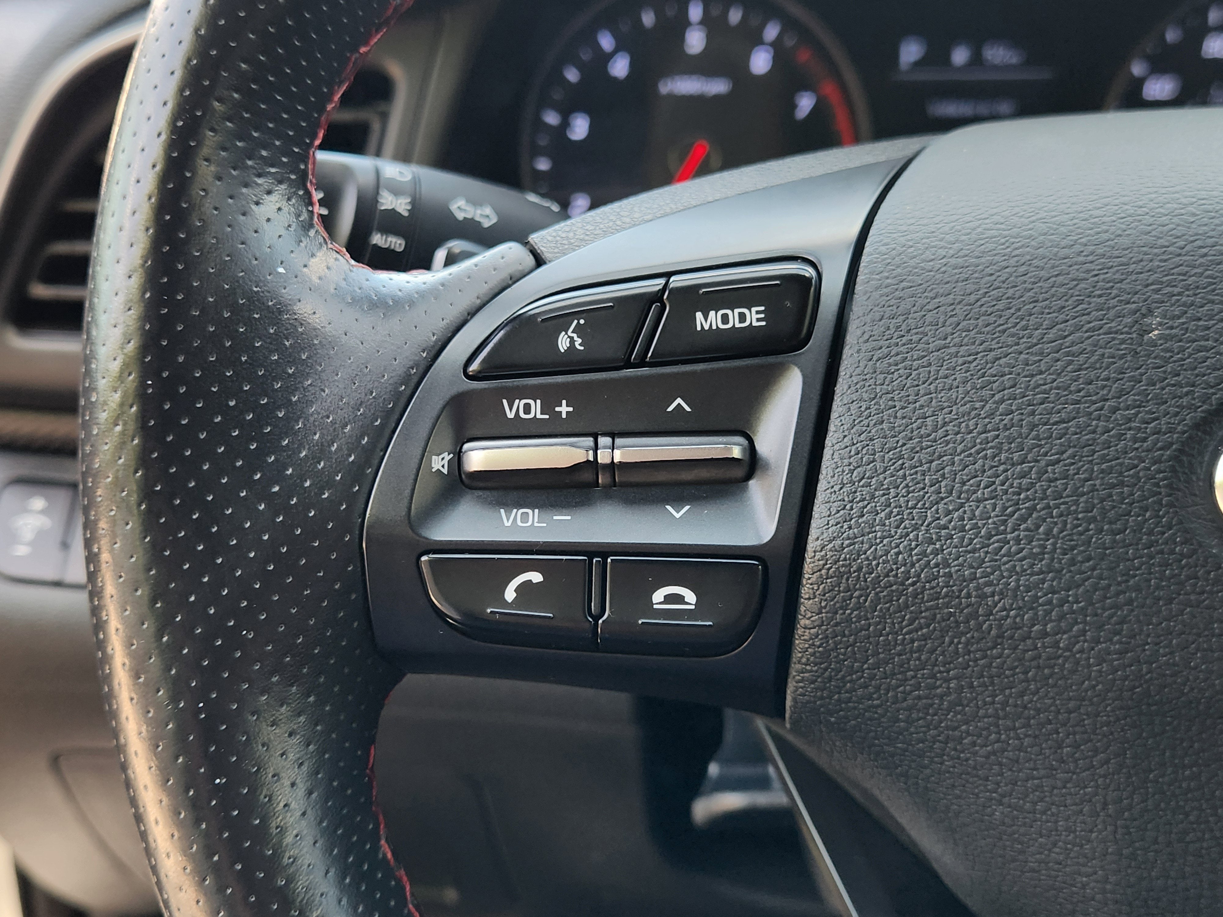 2019 Hyundai Elantra Sport